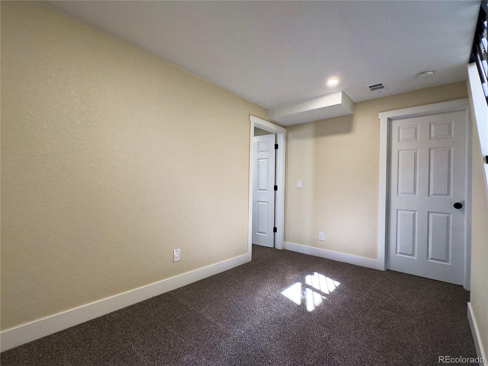 MLS Image #15 for 8071  jasmine street,dupont, Colorado