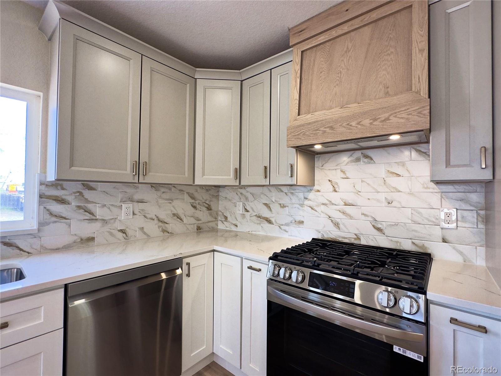 MLS Image #7 for 8071  jasmine street,dupont, Colorado