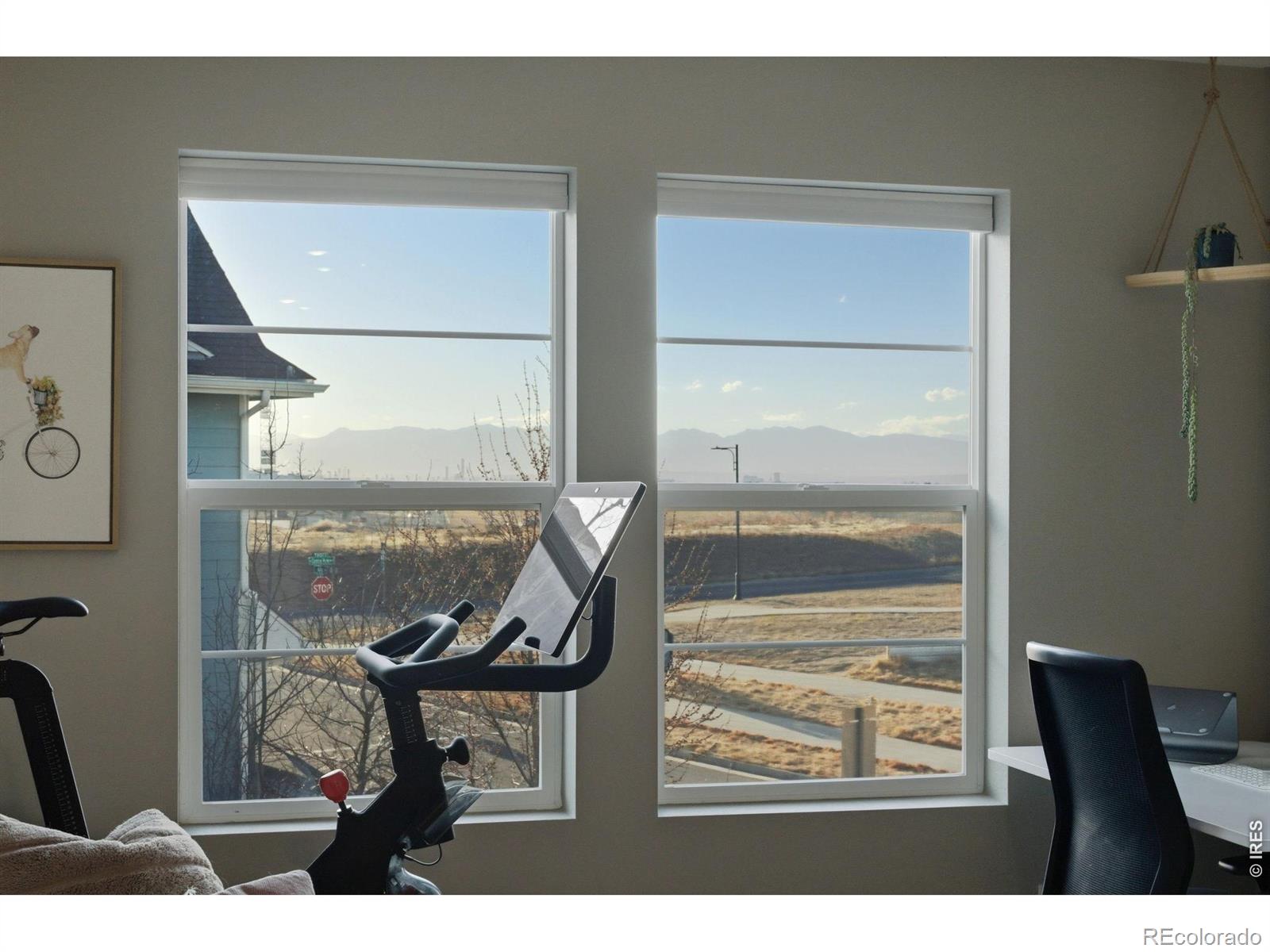 MLS Image #16 for 8990 e 61st avenue,denver, Colorado