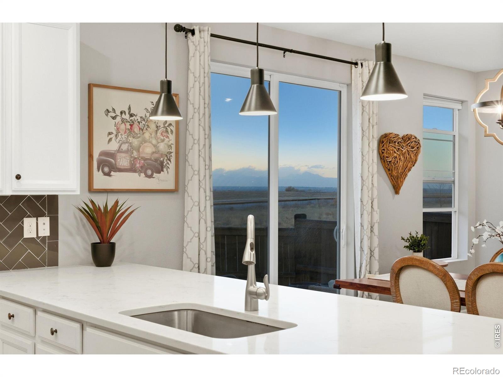 MLS Image #9 for 8990 e 61st avenue,denver, Colorado