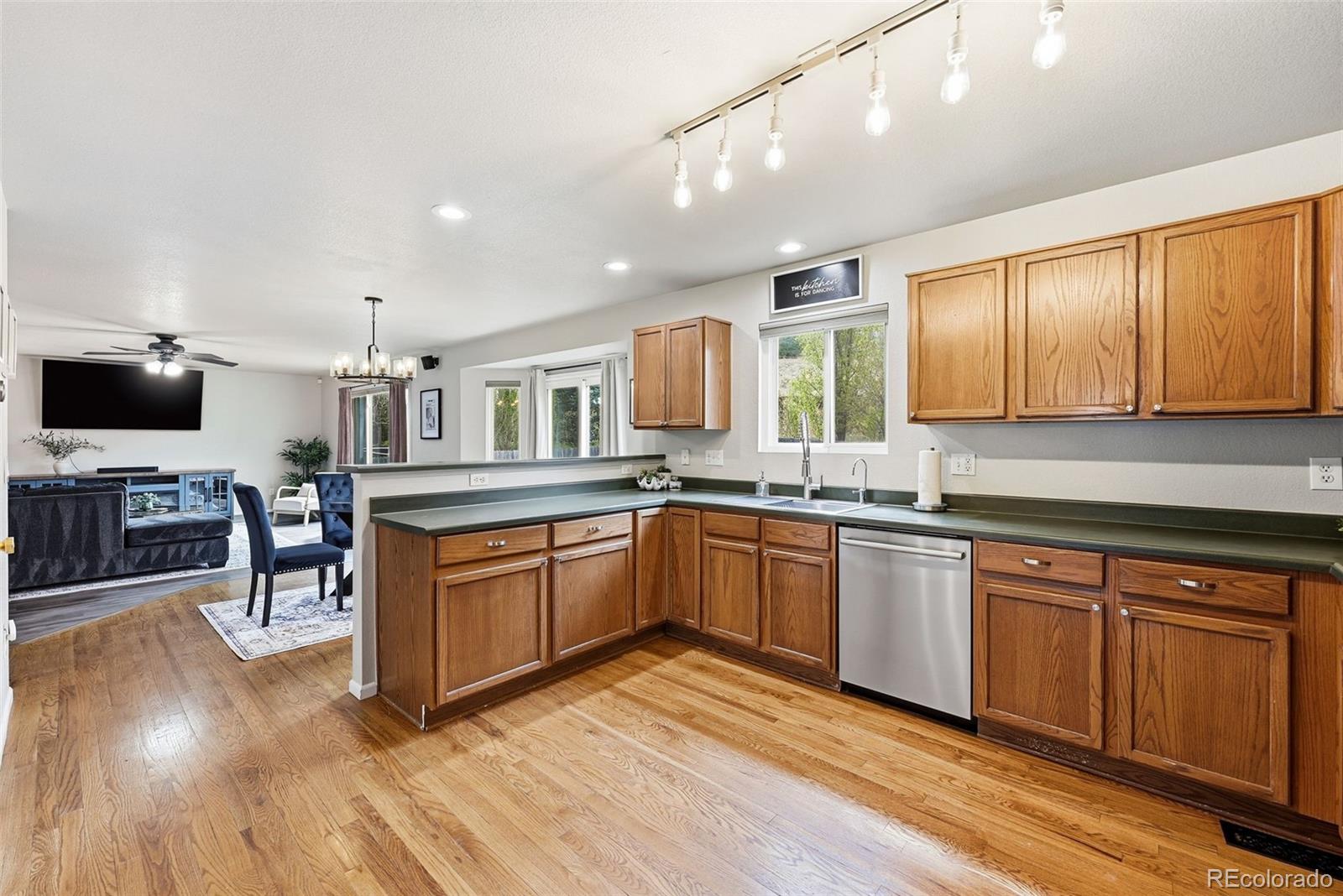 MLS Image #12 for 7277  pine hills way,littleton, Colorado