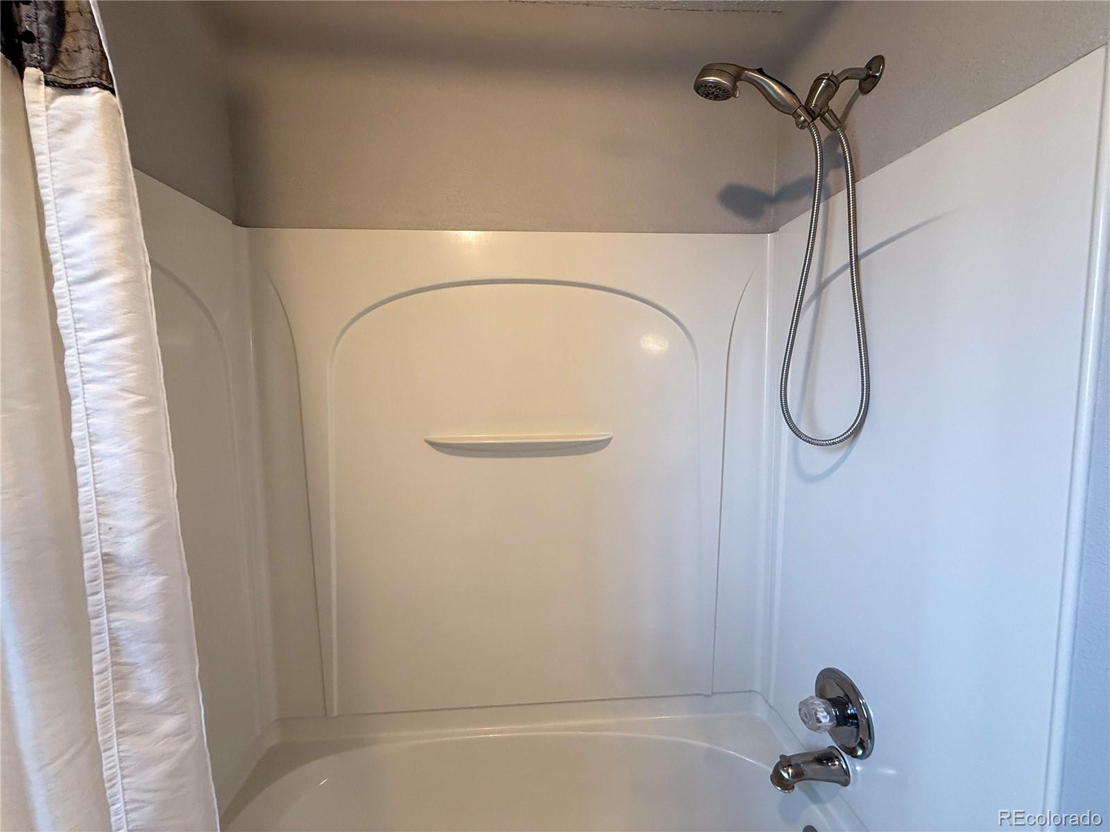 MLS Image #11 for 270  sycamore street,burlington, Colorado