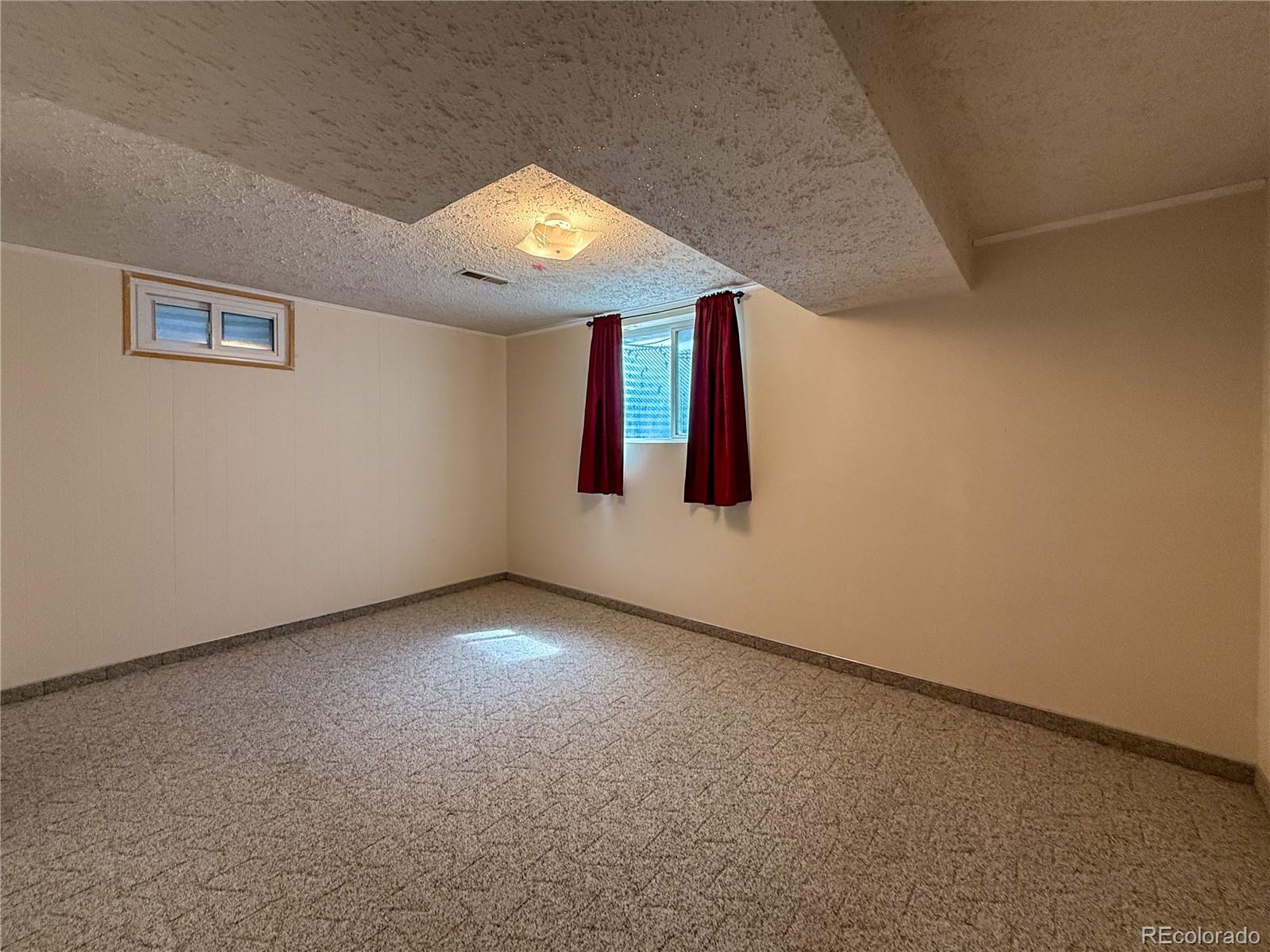MLS Image #15 for 270  sycamore street,burlington, Colorado