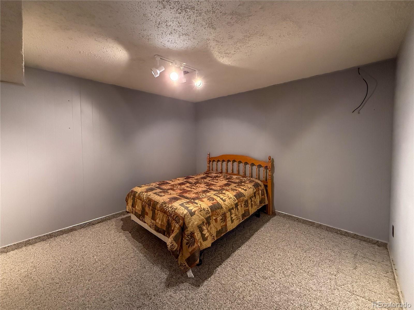 MLS Image #16 for 270  sycamore street,burlington, Colorado