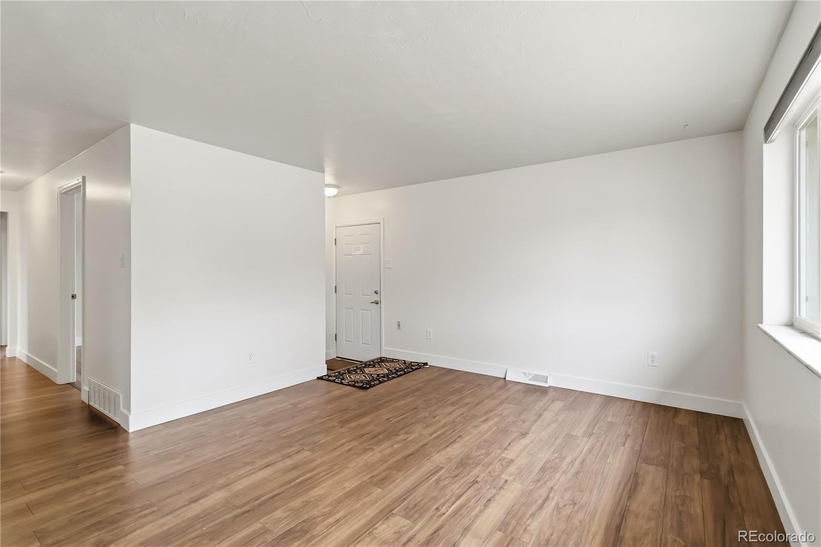 MLS Image #5 for 3150 w mexico avenue,denver, Colorado