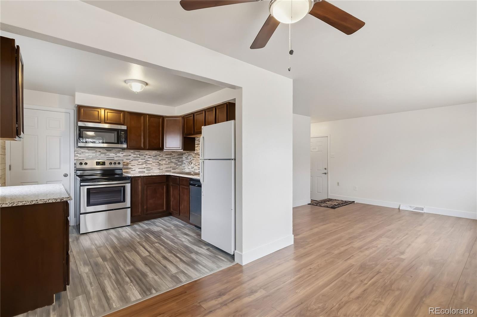 MLS Image #7 for 3150 w mexico avenue,denver, Colorado
