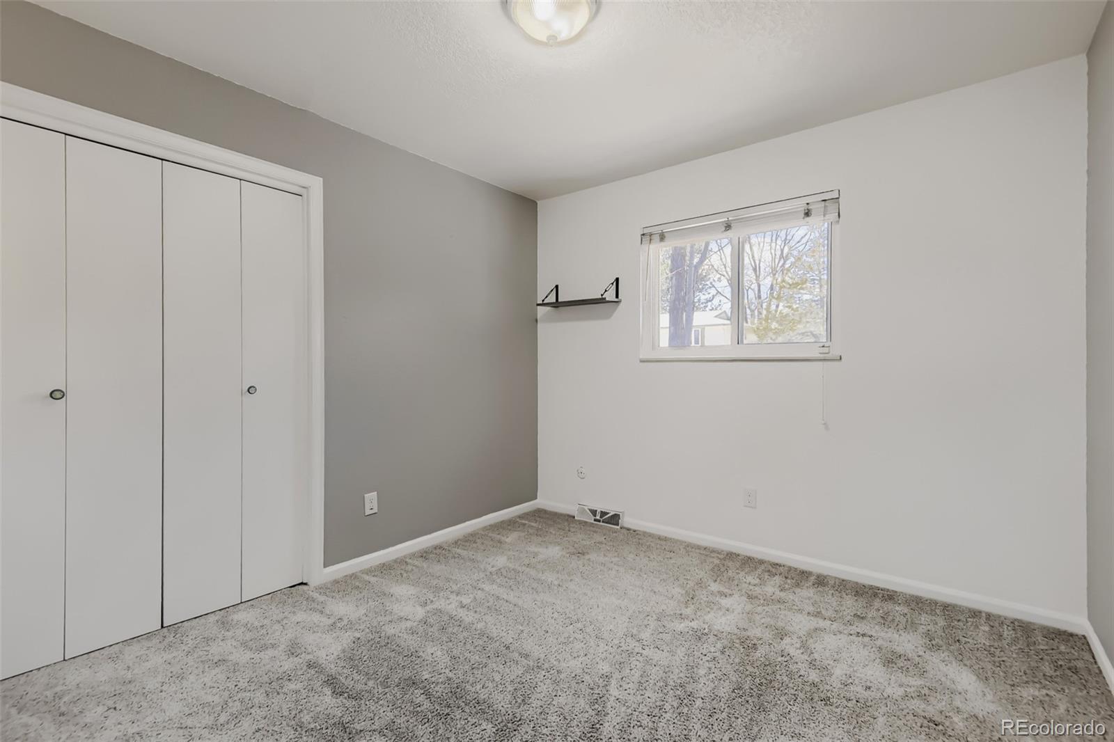 MLS Image #18 for 3038 s akron court,denver, Colorado