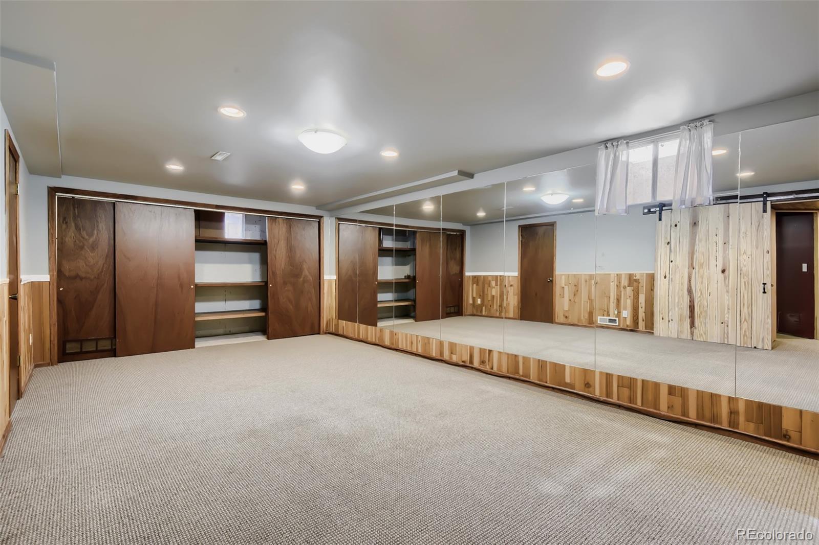 MLS Image #25 for 3038 s akron court,denver, Colorado