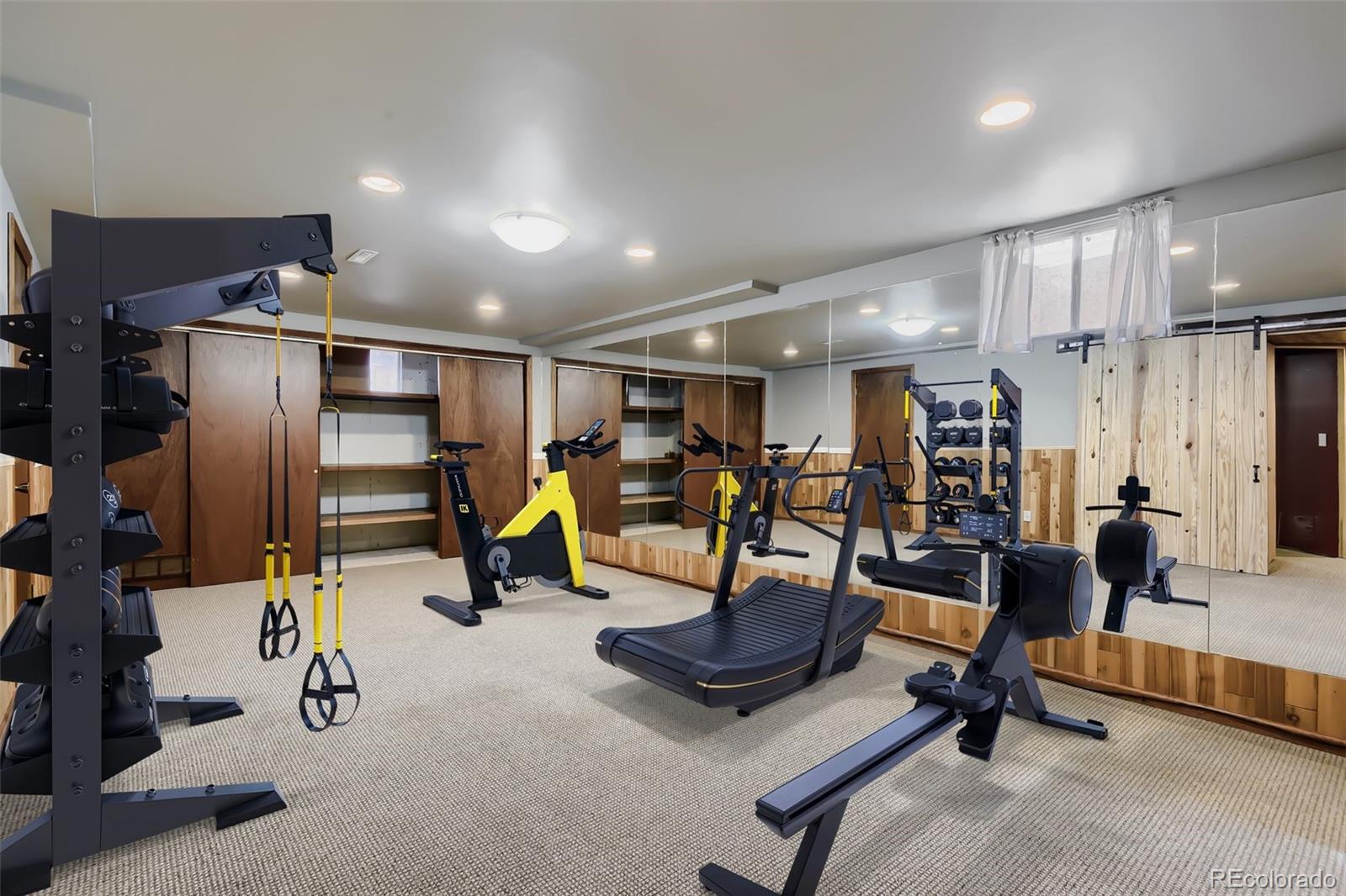 MLS Image #26 for 3038 s akron court,denver, Colorado