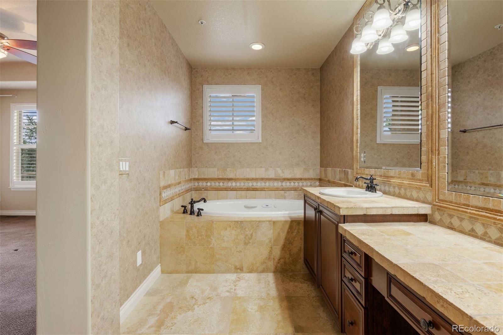 MLS Image #7 for 4318  chateau ridge road,castle rock, Colorado