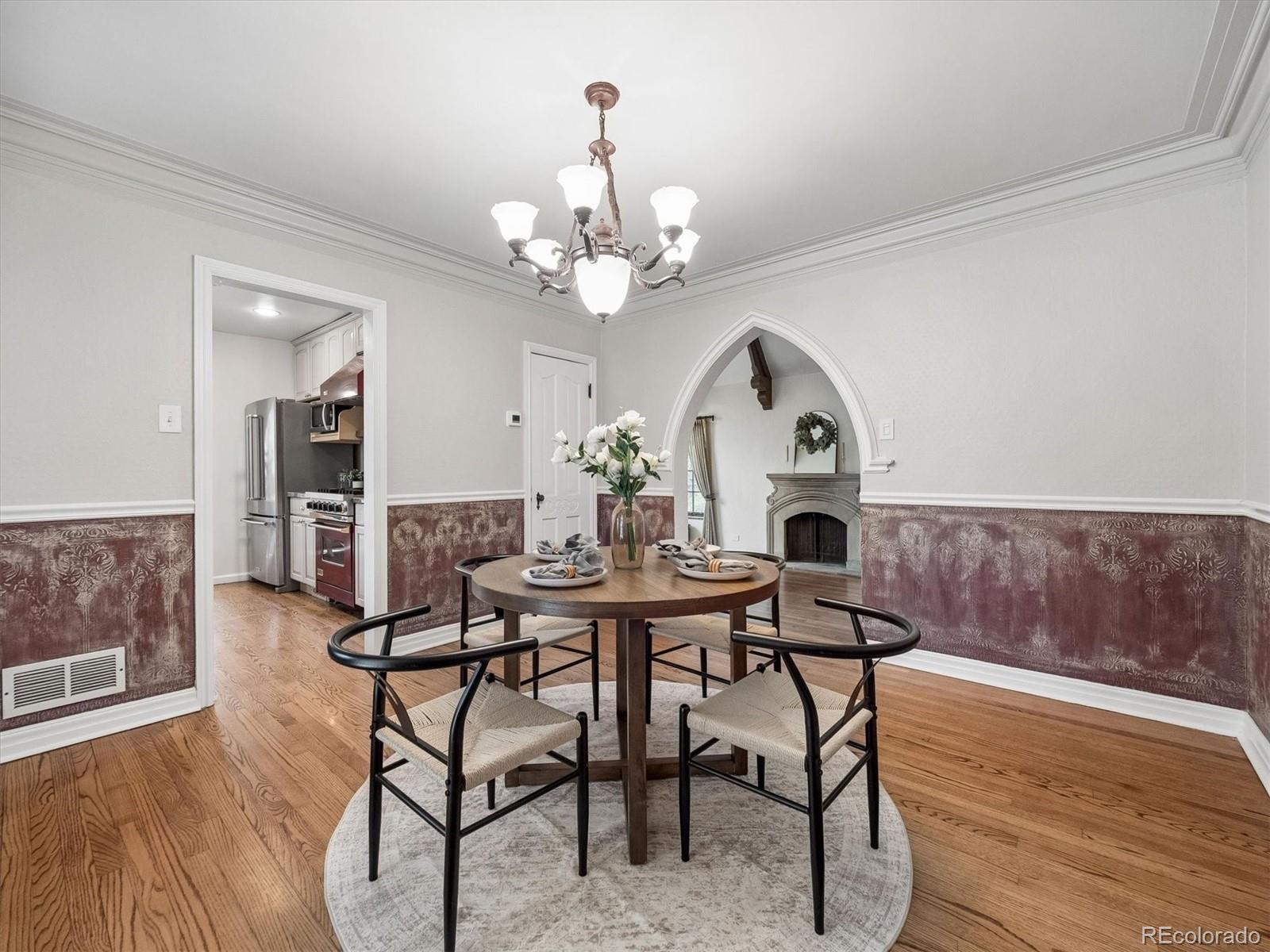 MLS Image #10 for 2300  leyden street,denver, Colorado