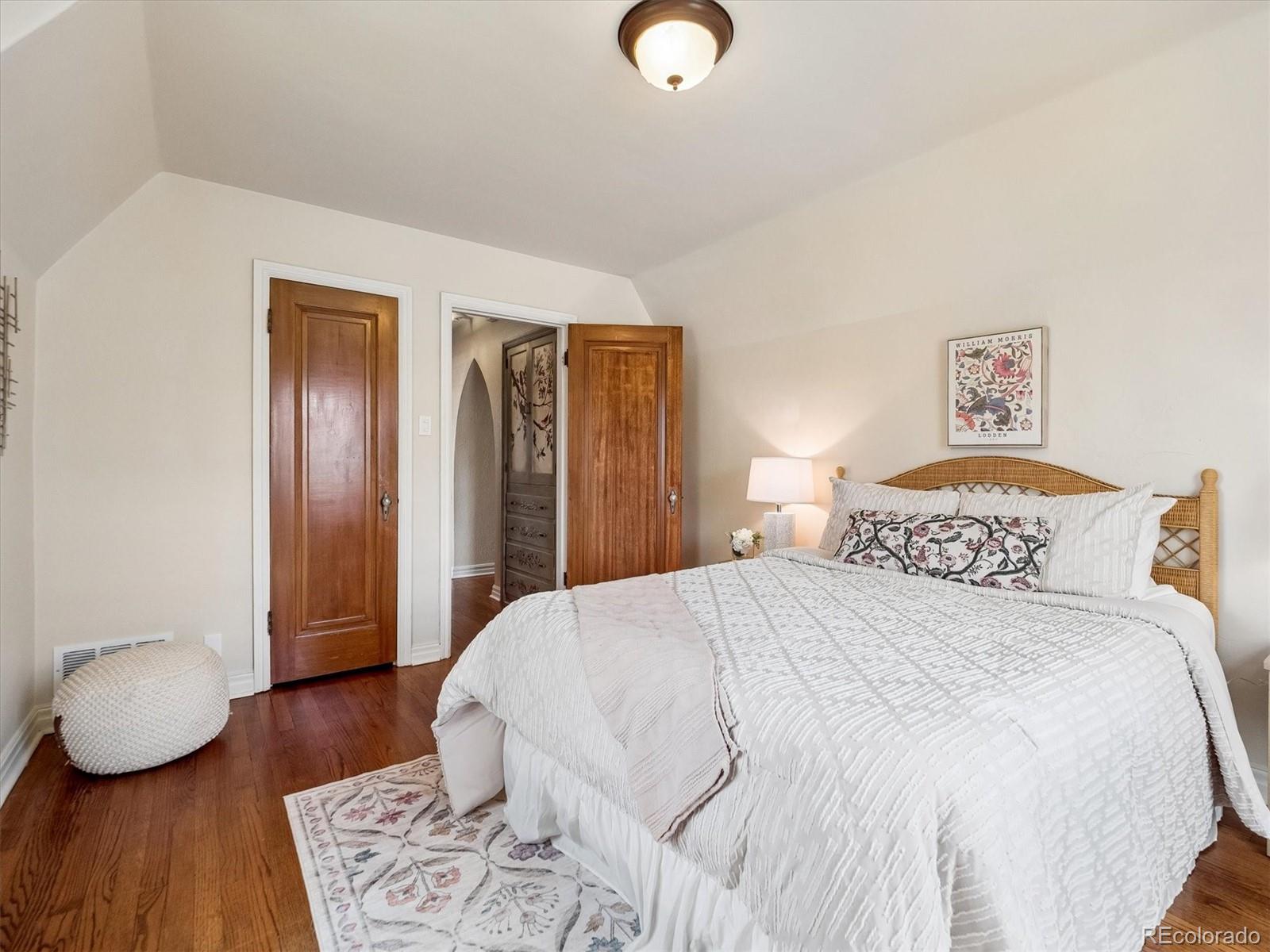 MLS Image #17 for 2300  leyden street,denver, Colorado