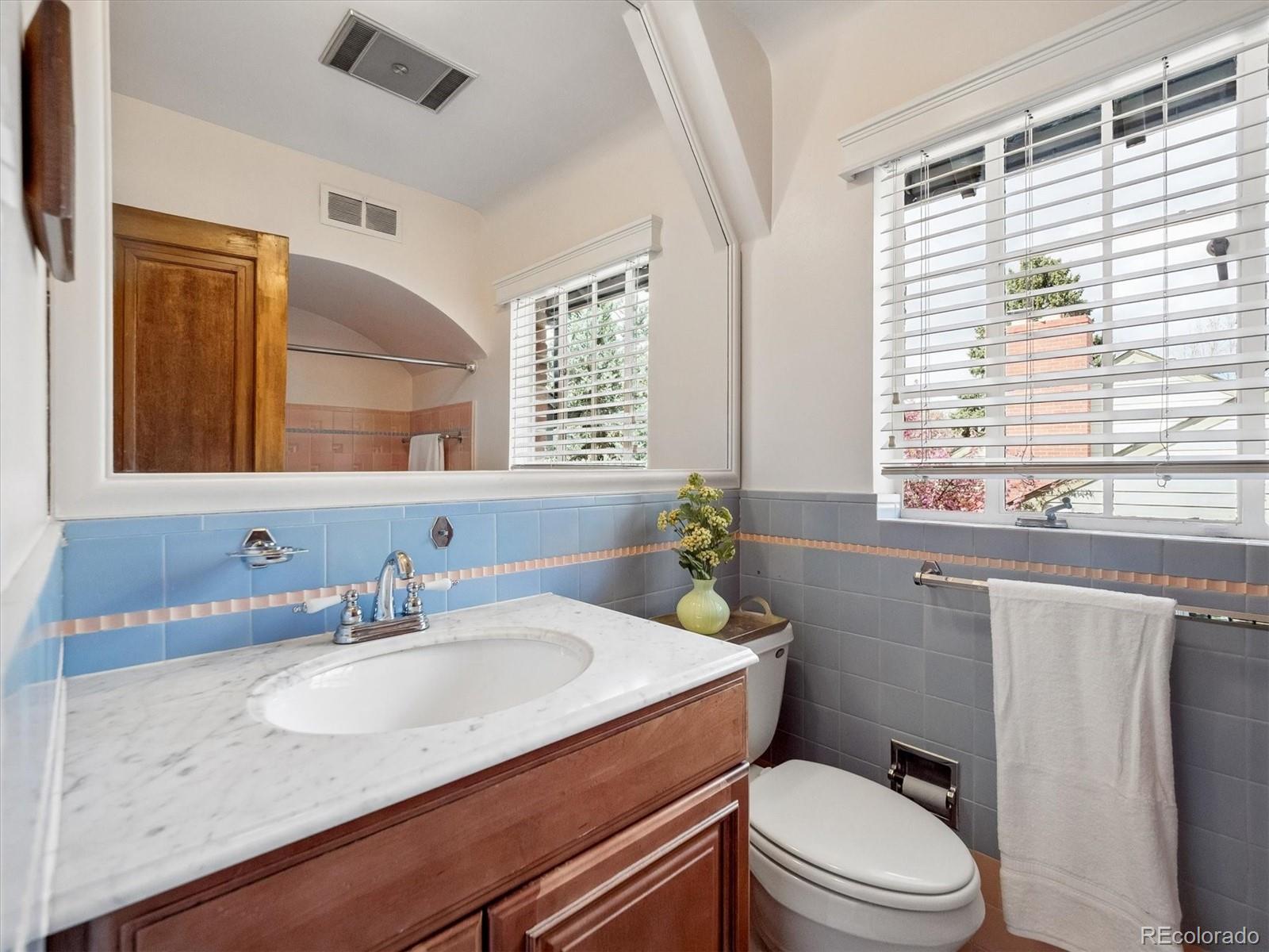 MLS Image #21 for 2300  leyden street,denver, Colorado