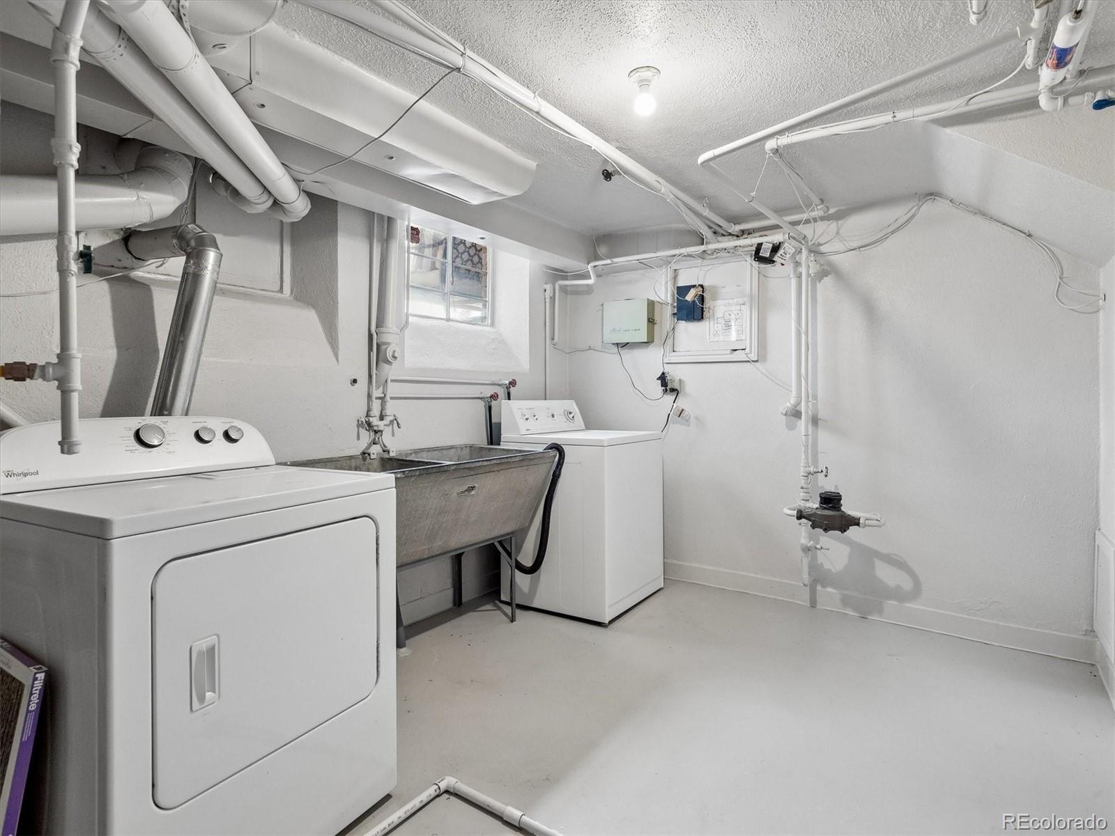MLS Image #30 for 2300  leyden street,denver, Colorado