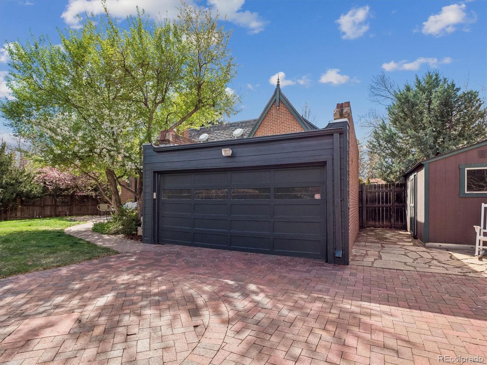 MLS Image #34 for 2300  leyden street,denver, Colorado