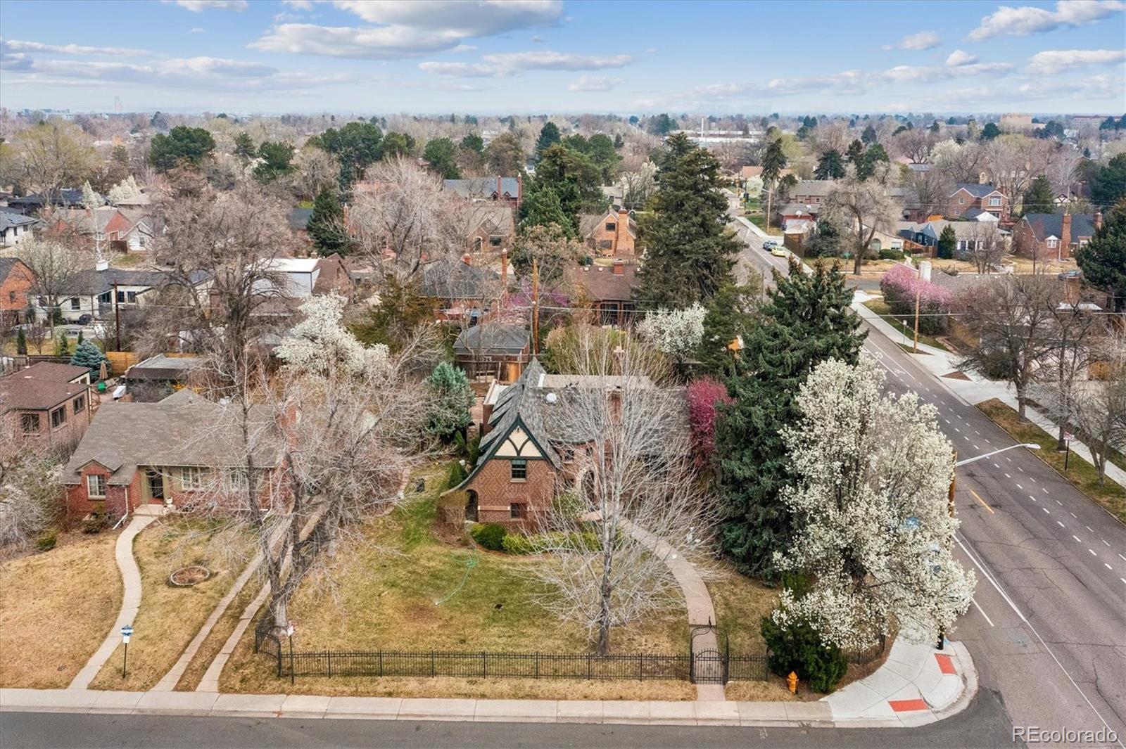 MLS Image #35 for 2300  leyden street,denver, Colorado