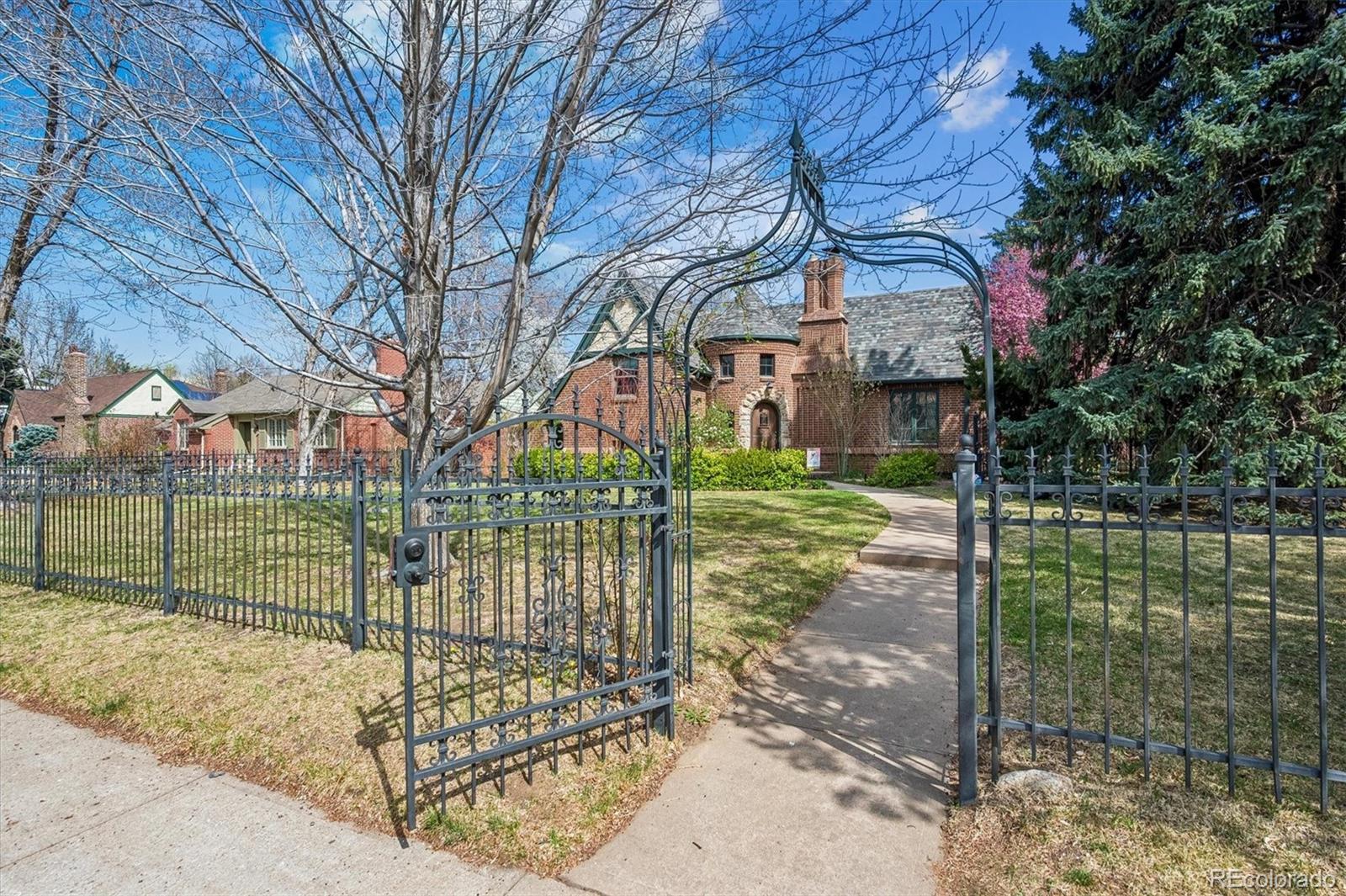MLS Image #36 for 2300  leyden street,denver, Colorado