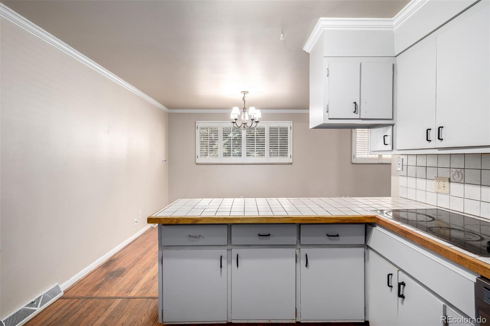 MLS Image #15 for 660 n ogden street ,denver, Colorado