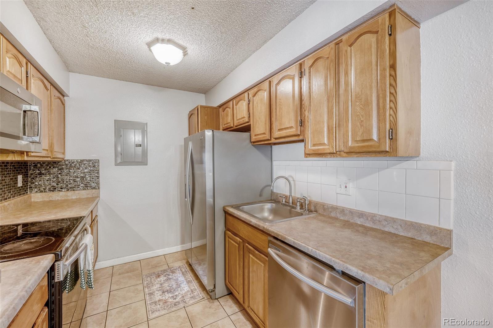 MLS Image #5 for 10150 e virginia avenue,denver, Colorado