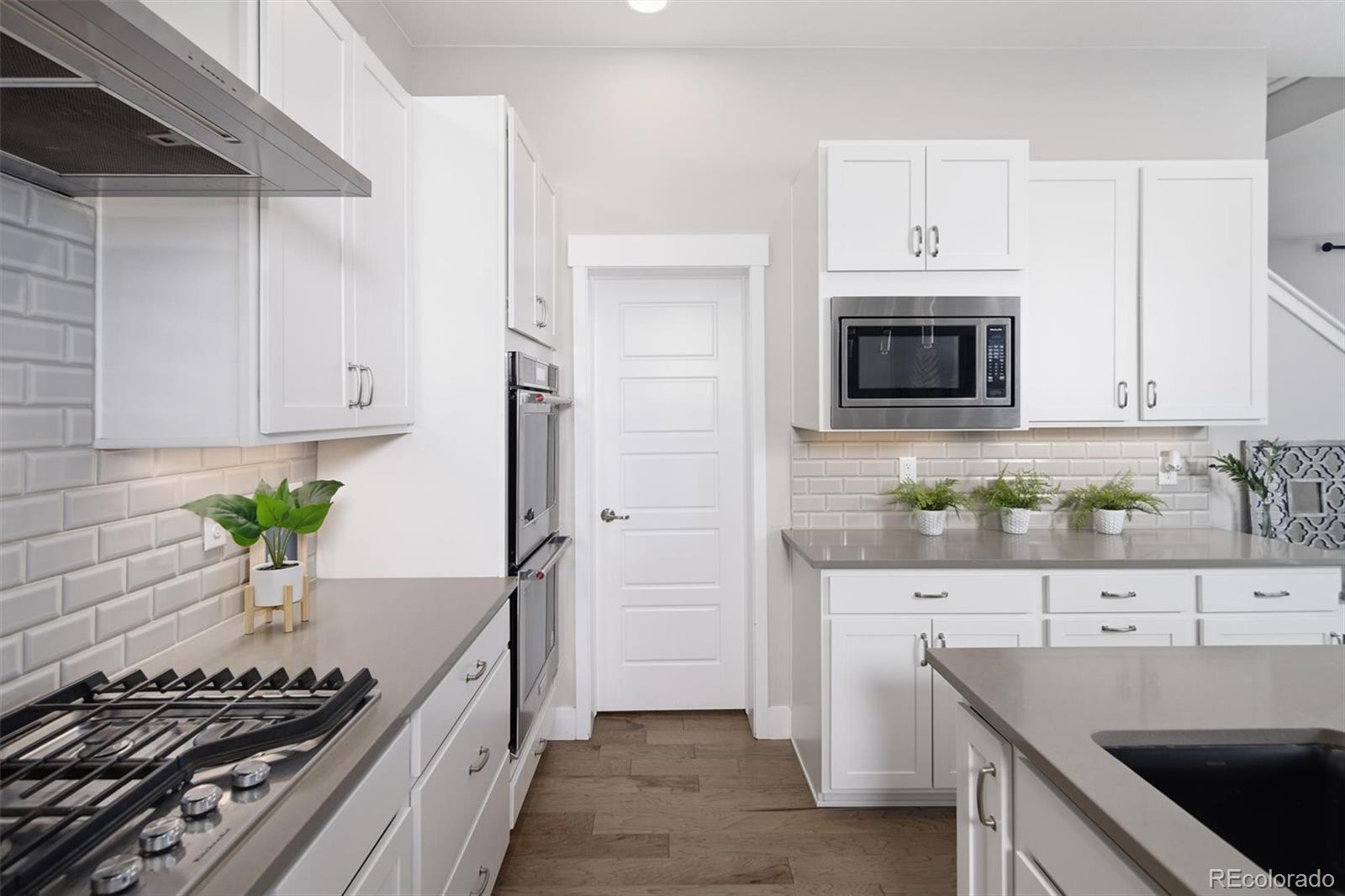 MLS Image #17 for 5971  hanover street,denver, Colorado