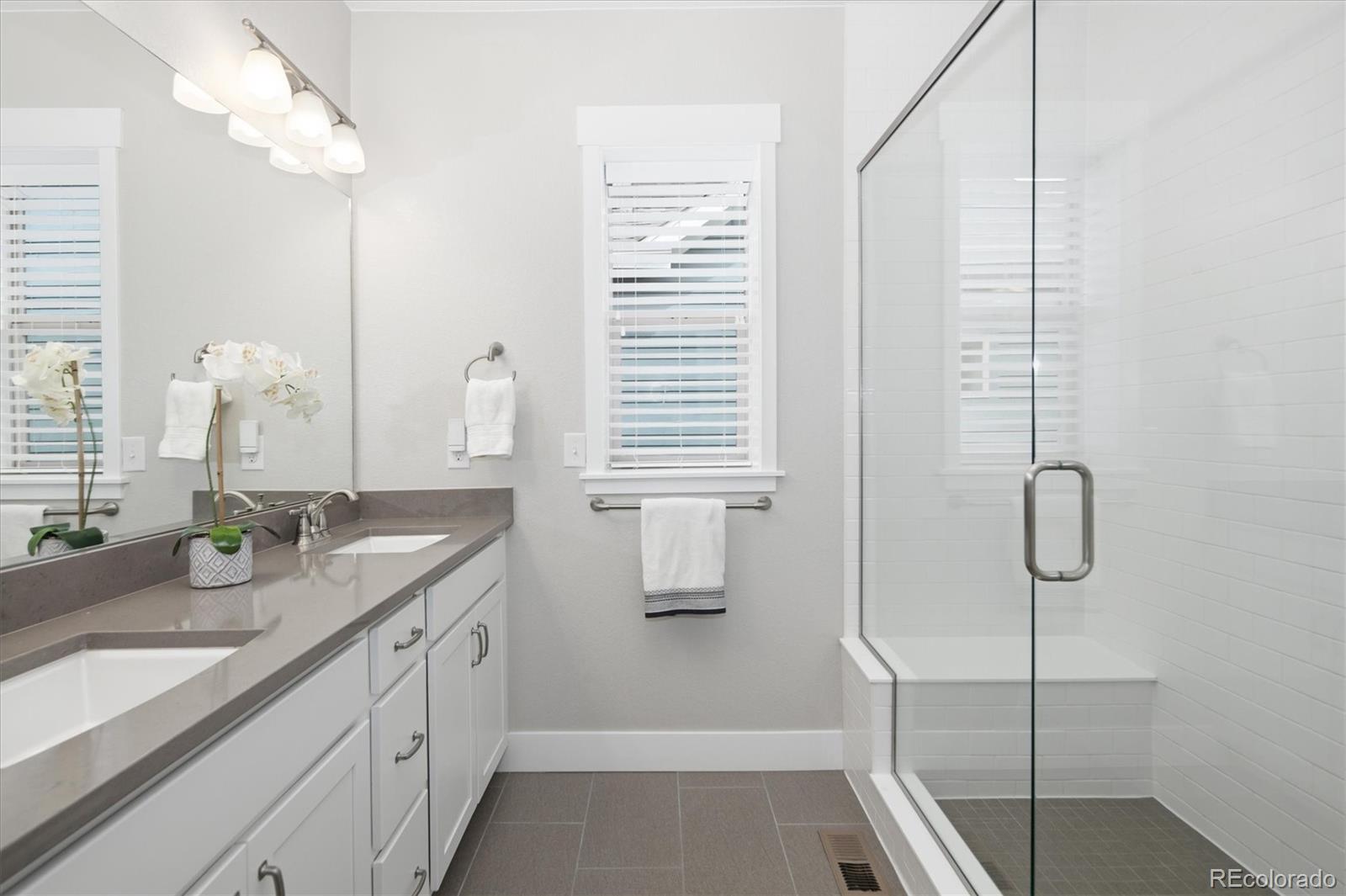 MLS Image #33 for 5971  hanover street,denver, Colorado