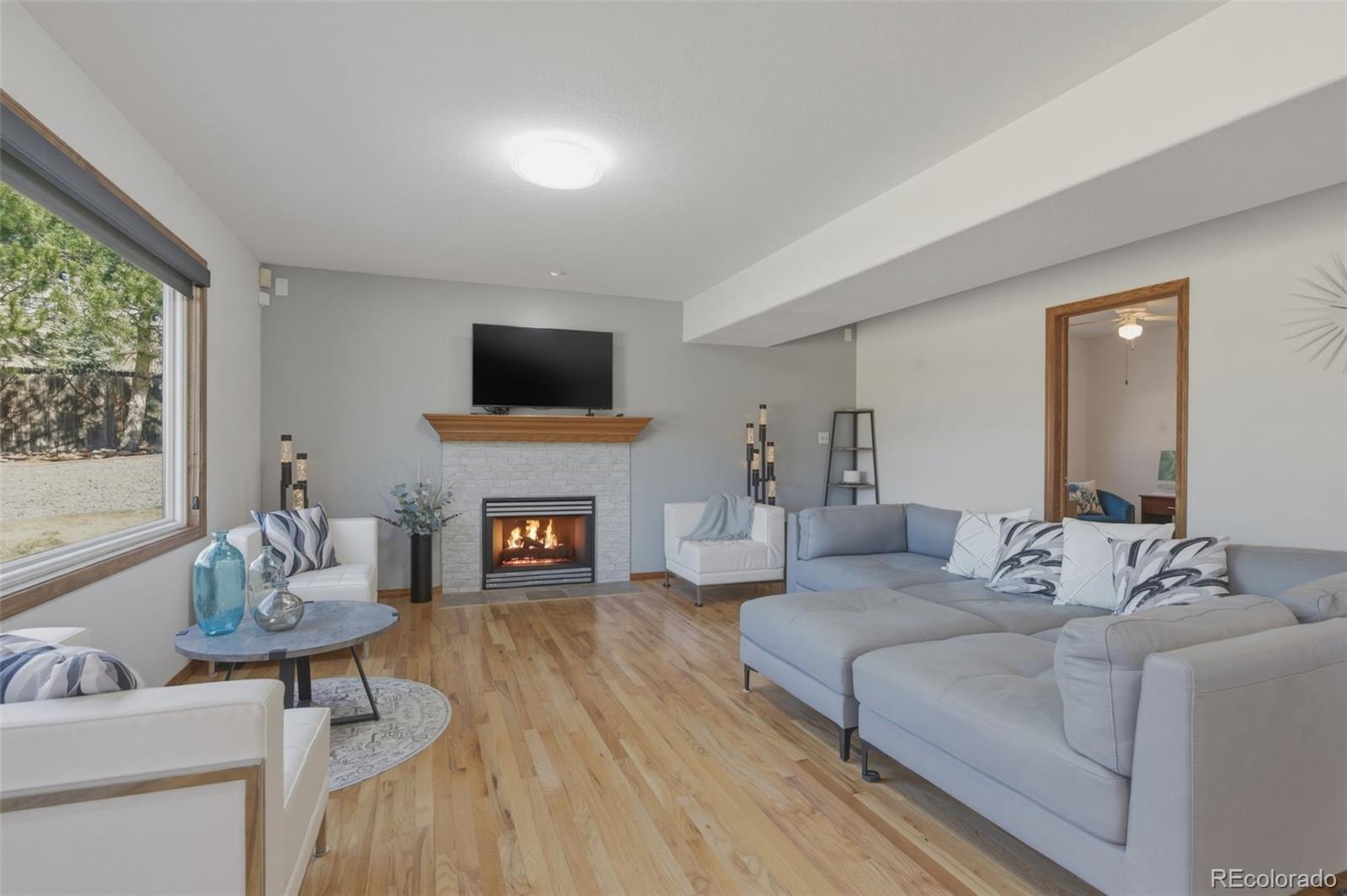 MLS Image #12 for 437  mcshane place,monument, Colorado
