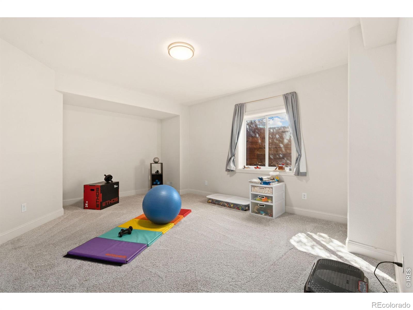 MLS Image #37 for 37121  soaring eagle circle,severance, Colorado