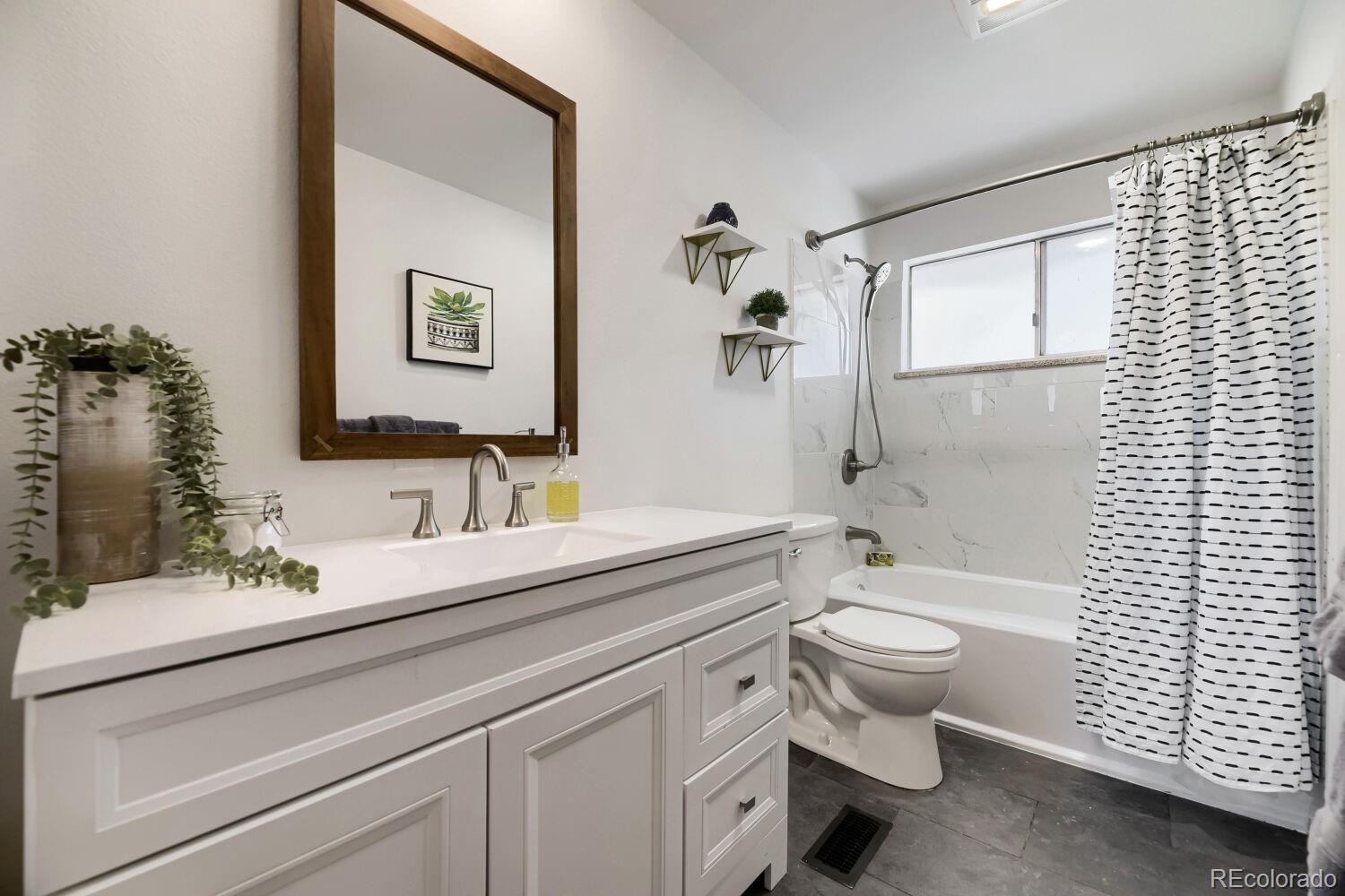 MLS Image #21 for 3326 s verbena court,denver, Colorado