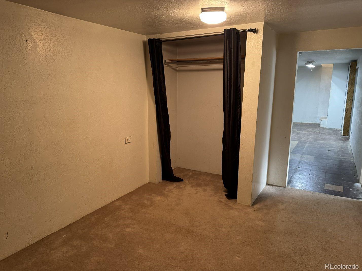 MLS Image #23 for 4654 s delaware street,englewood, Colorado