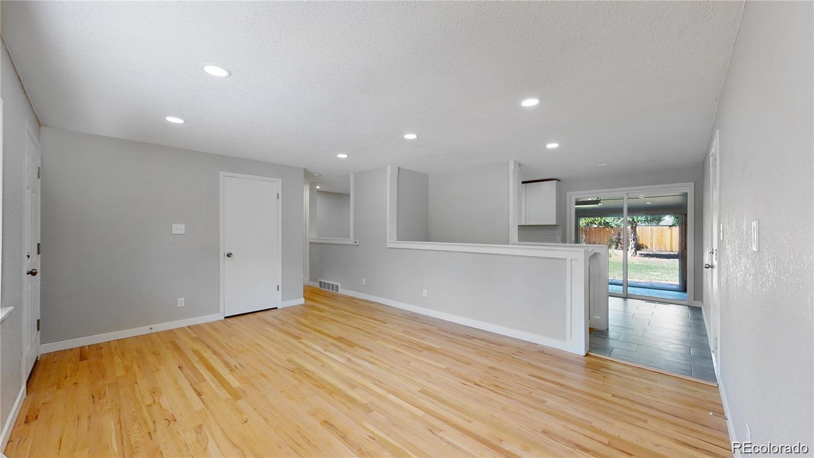 MLS Image #28 for 6795 e louisiana avenue,denver, Colorado