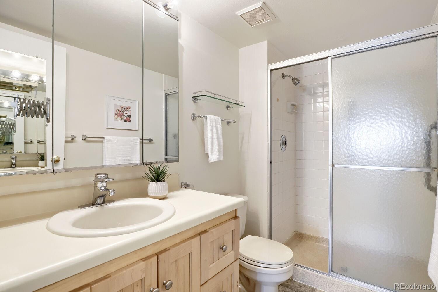 MLS Image #5 for 13890 e marina drive,aurora, Colorado
