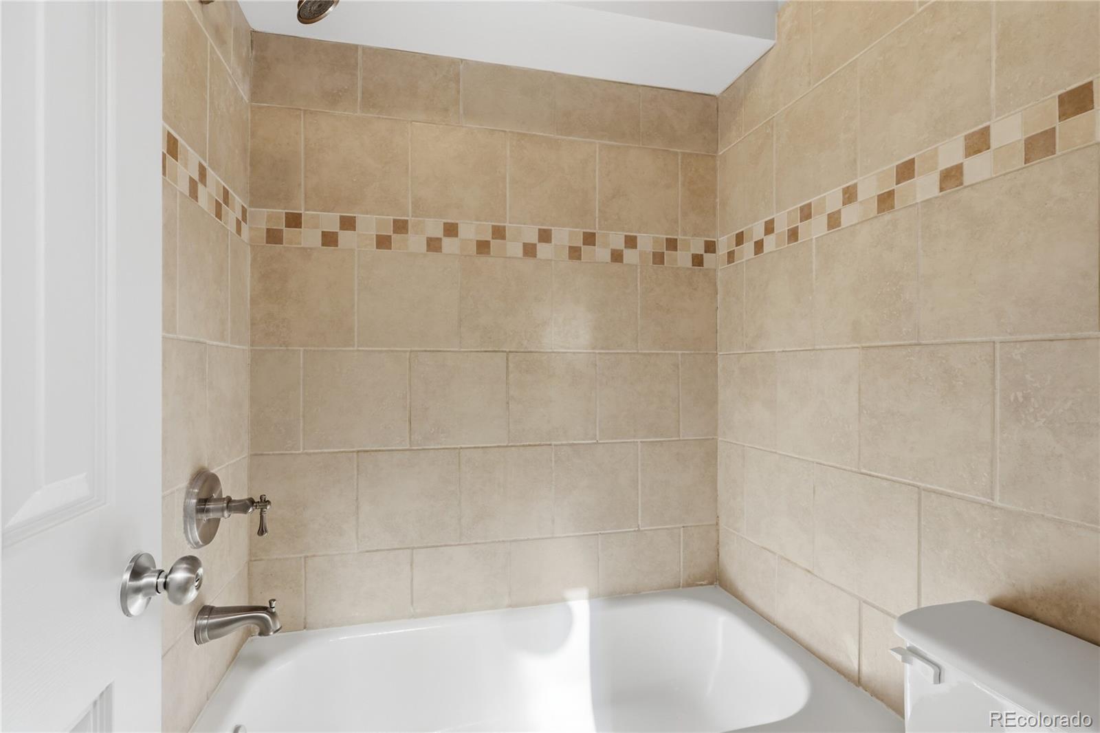 MLS Image #32 for 4634 s fraser court,aurora, Colorado