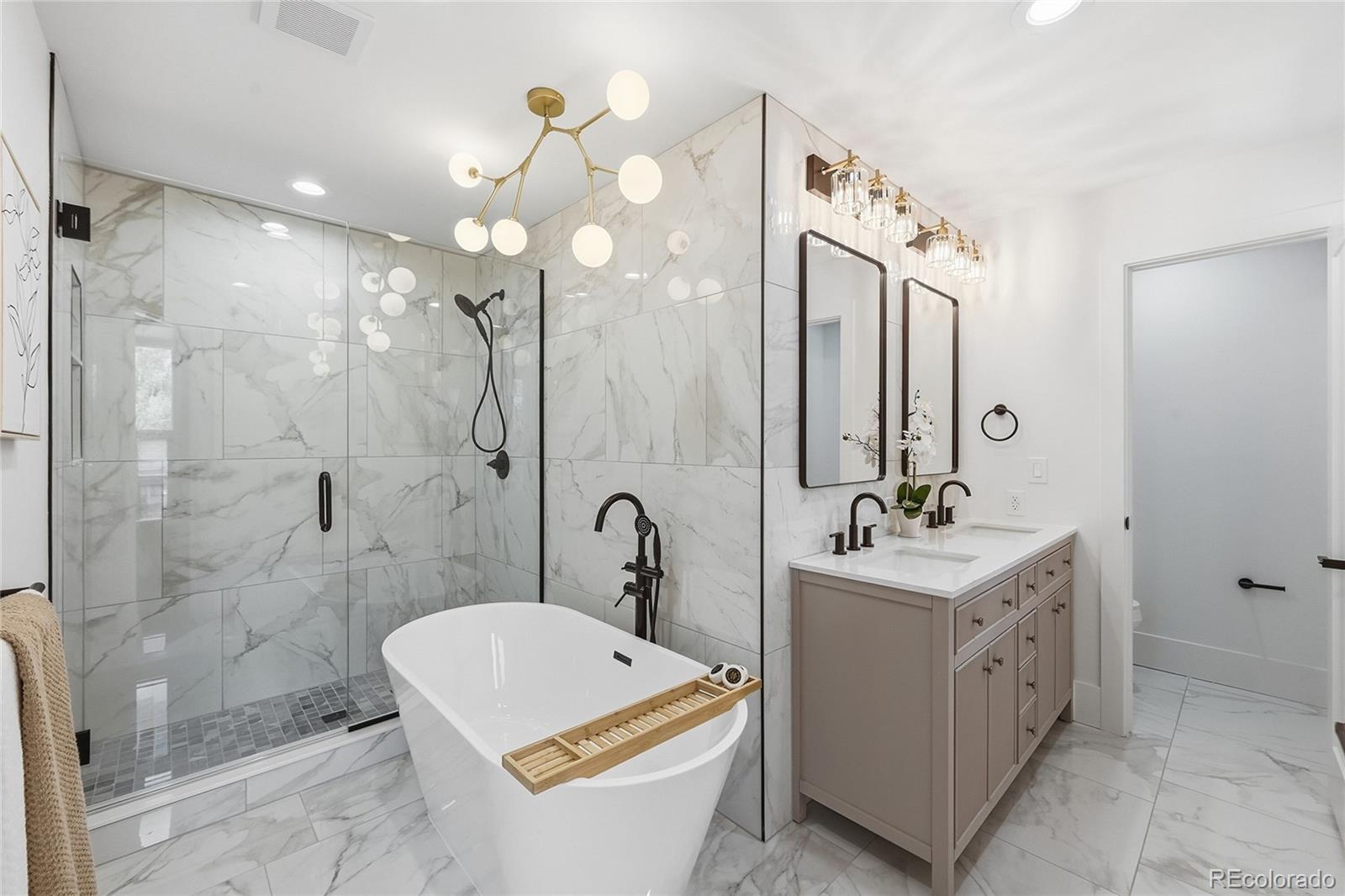 MLS Image #13 for 4011 s magnolia way,denver, Colorado
