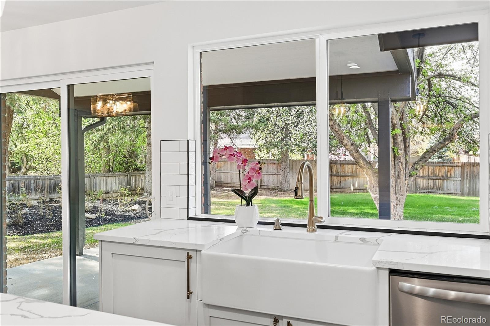 MLS Image #5 for 4011 s magnolia way,denver, Colorado