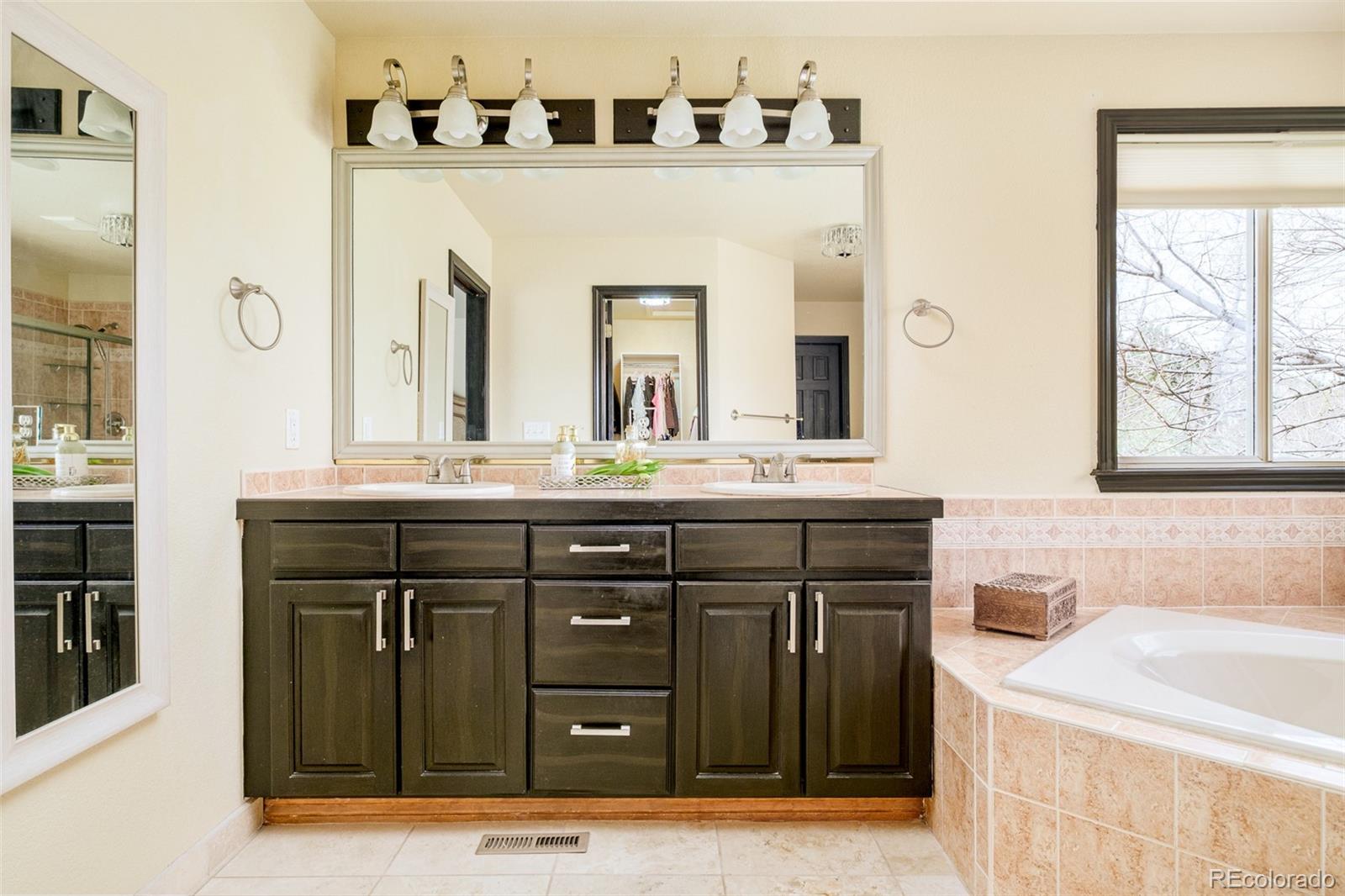 MLS Image #17 for 11650 w 66th lane,arvada, Colorado