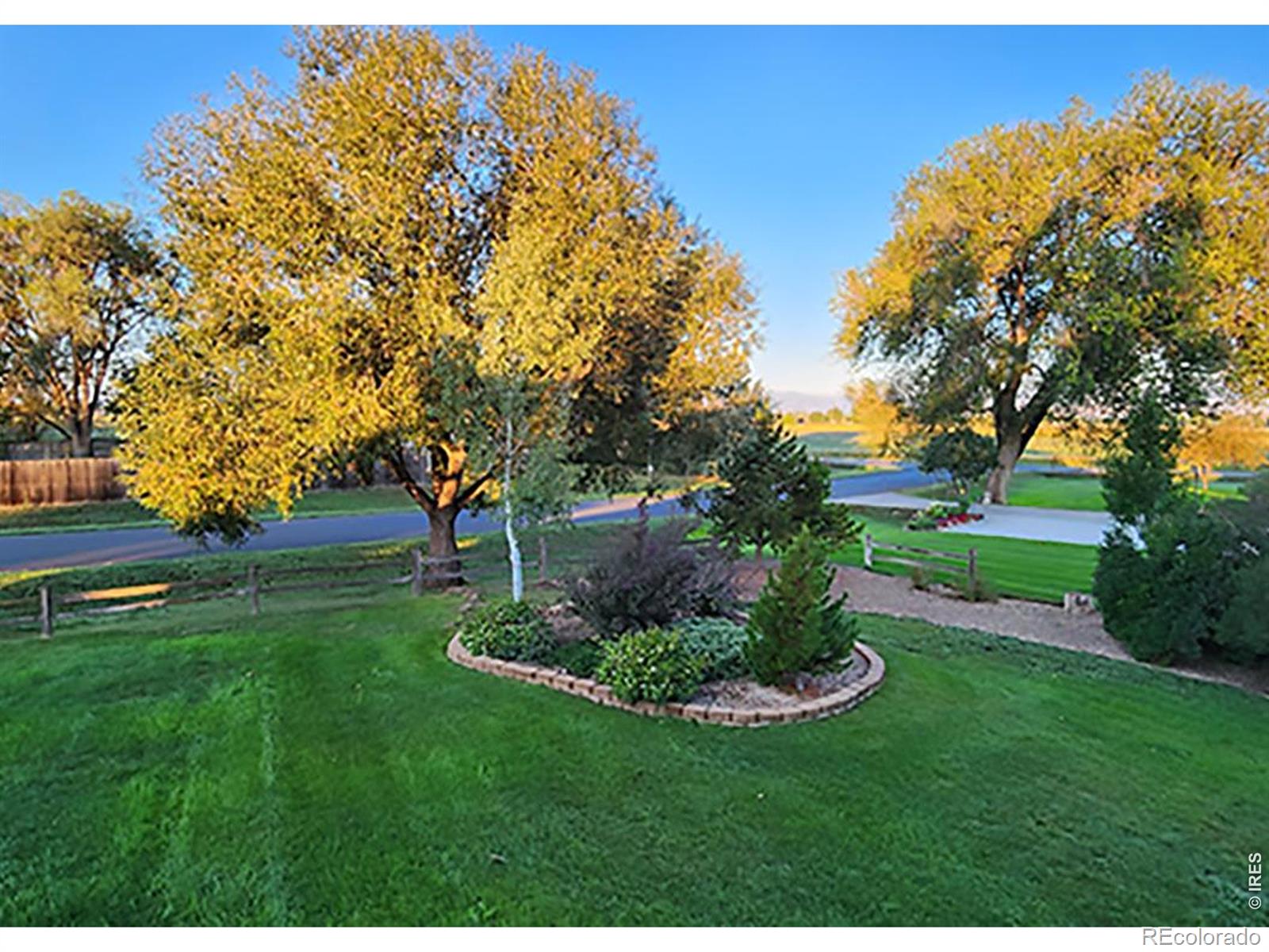 MLS Image #36 for 3978  viewpoint way,lafayette, Colorado