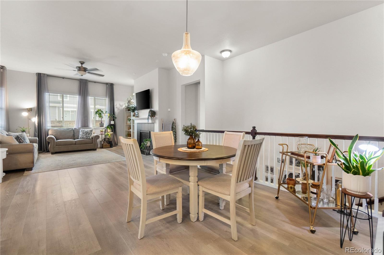MLS Image #15 for 32 n jackson gap way,aurora, Colorado