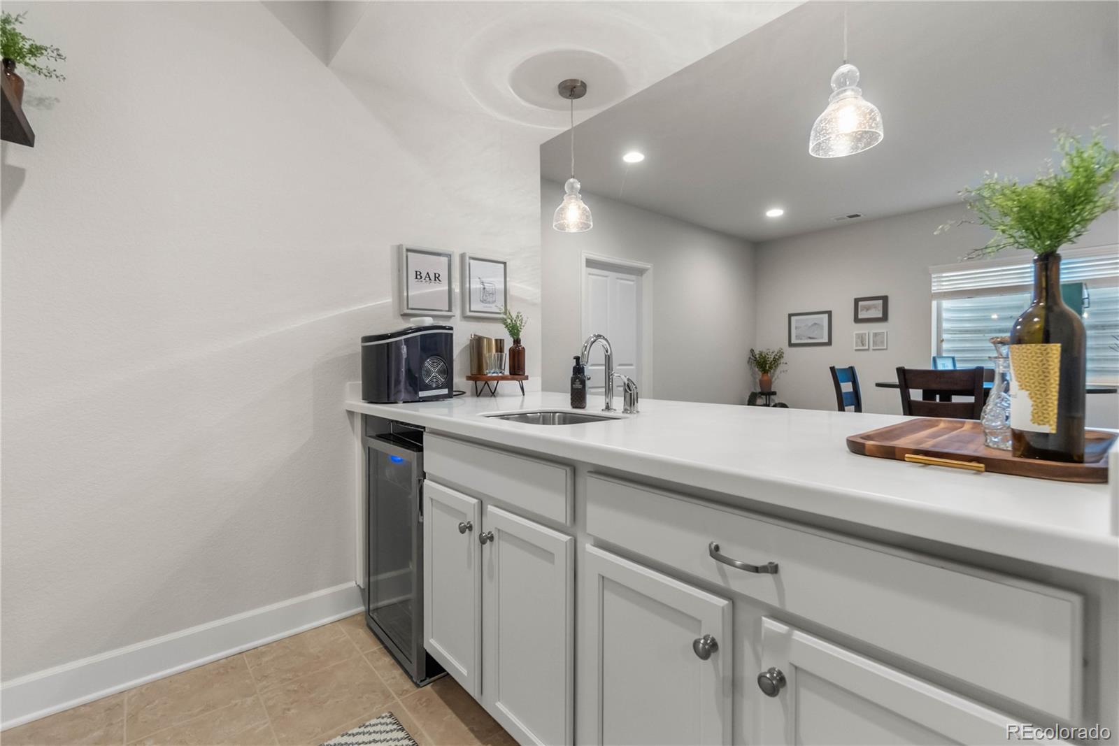 MLS Image #28 for 32 n jackson gap way,aurora, Colorado