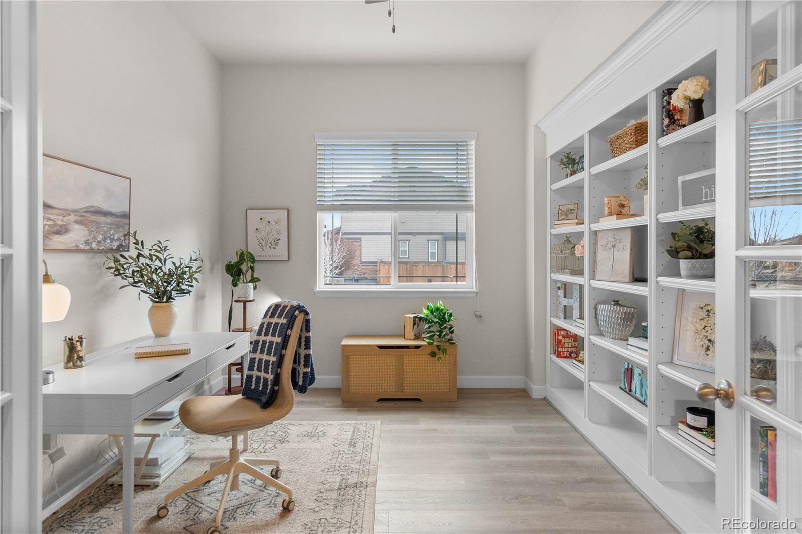 MLS Image #7 for 32 n jackson gap way,aurora, Colorado