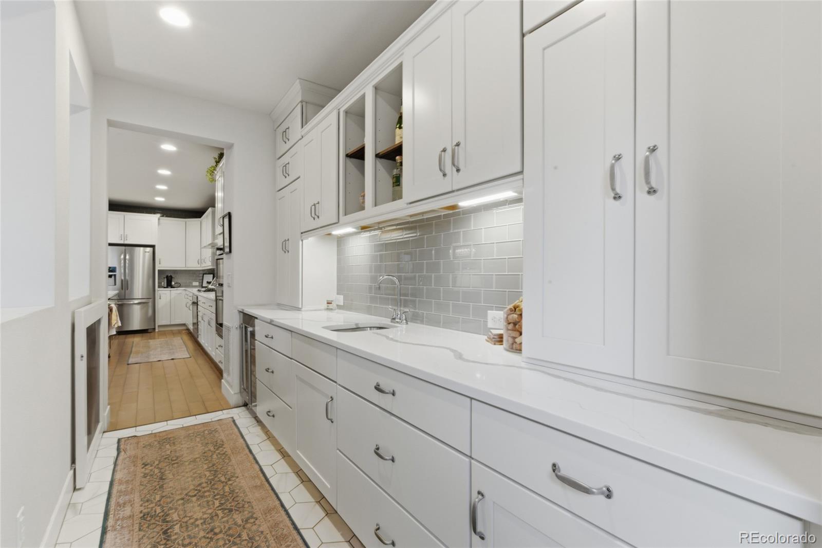 MLS Image #17 for 1156 s lincoln street,denver, Colorado