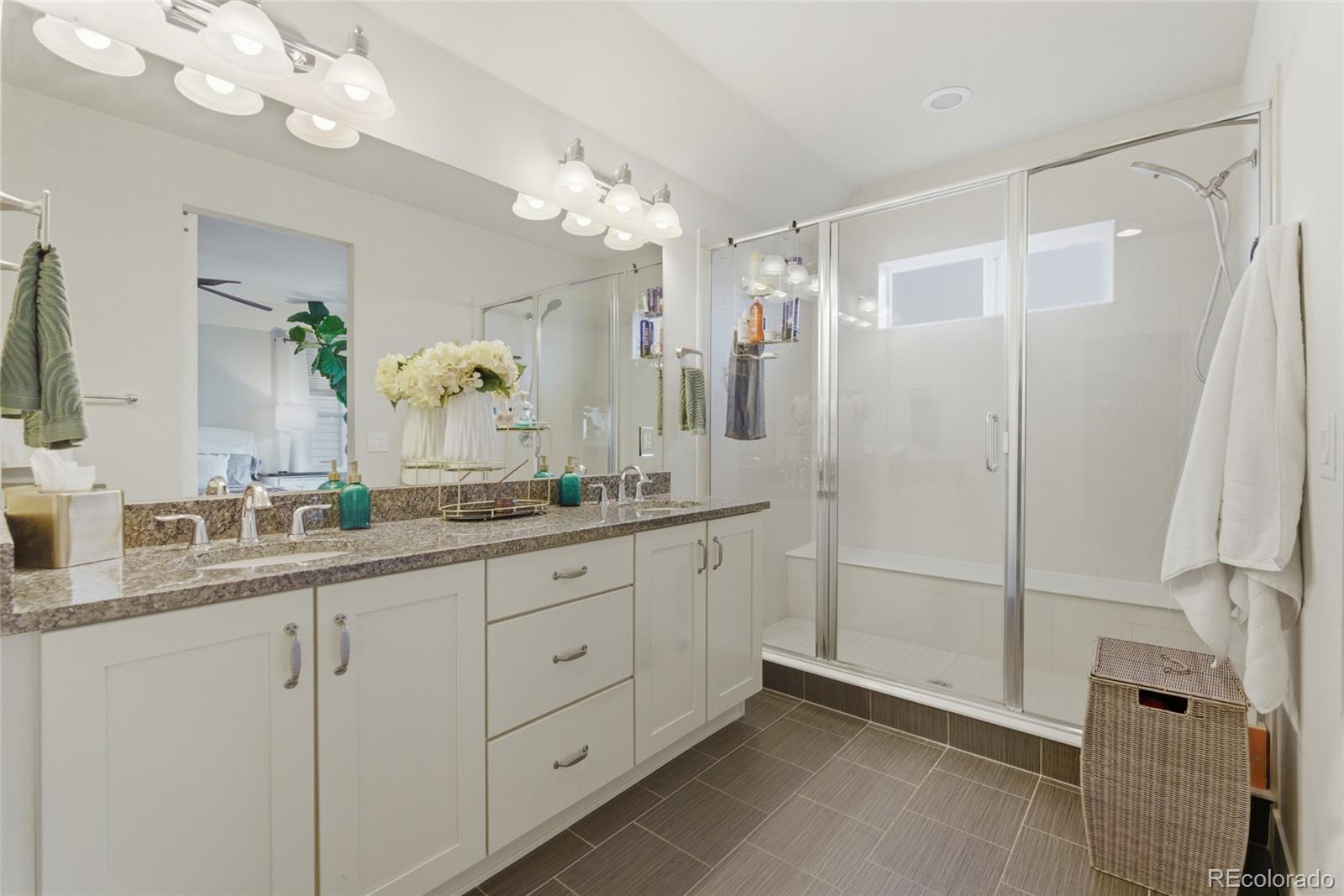MLS Image #26 for 1156 s lincoln street,denver, Colorado