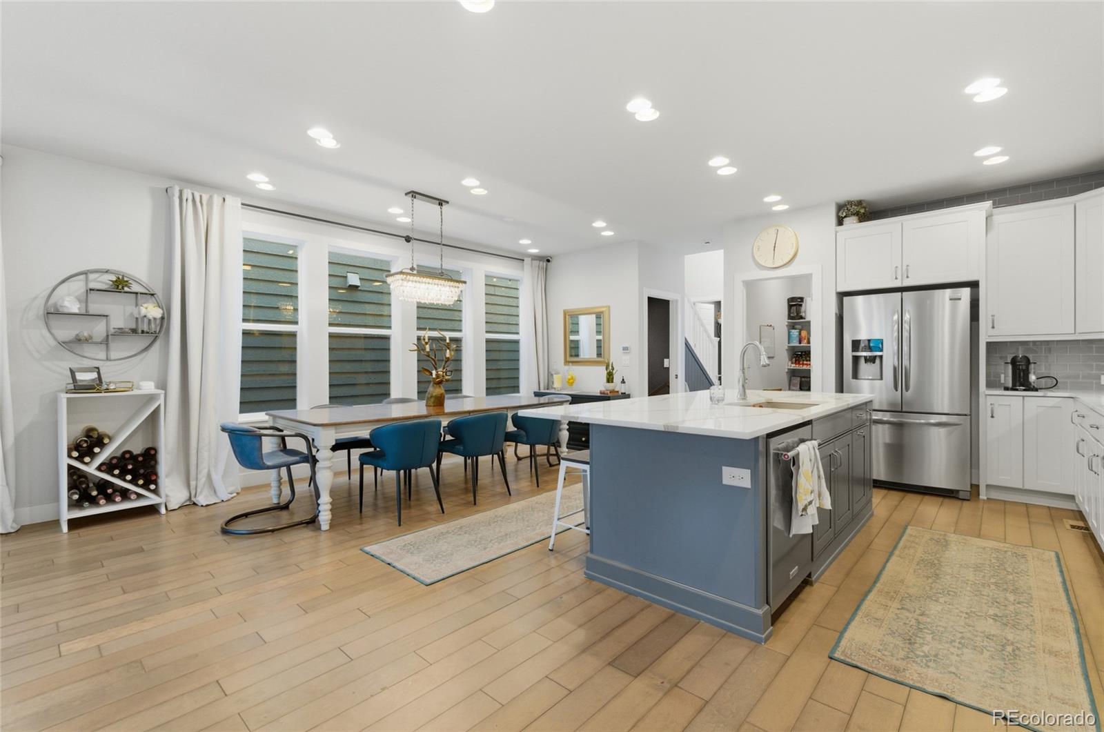 MLS Image #5 for 1156 s lincoln street,denver, Colorado