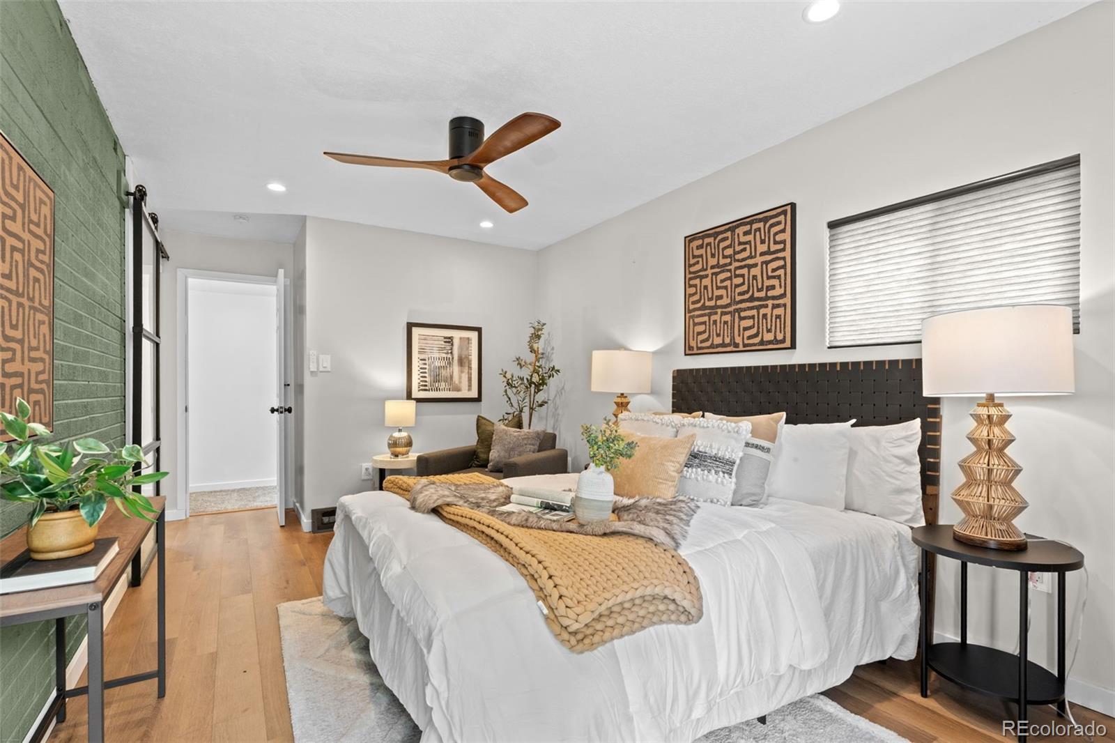 MLS Image #11 for 2615 s newton street,denver, Colorado