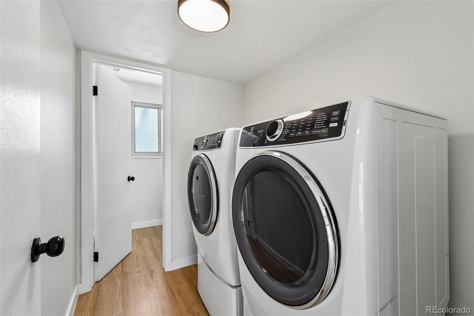 MLS Image #18 for 3345 s akron street,denver, Colorado