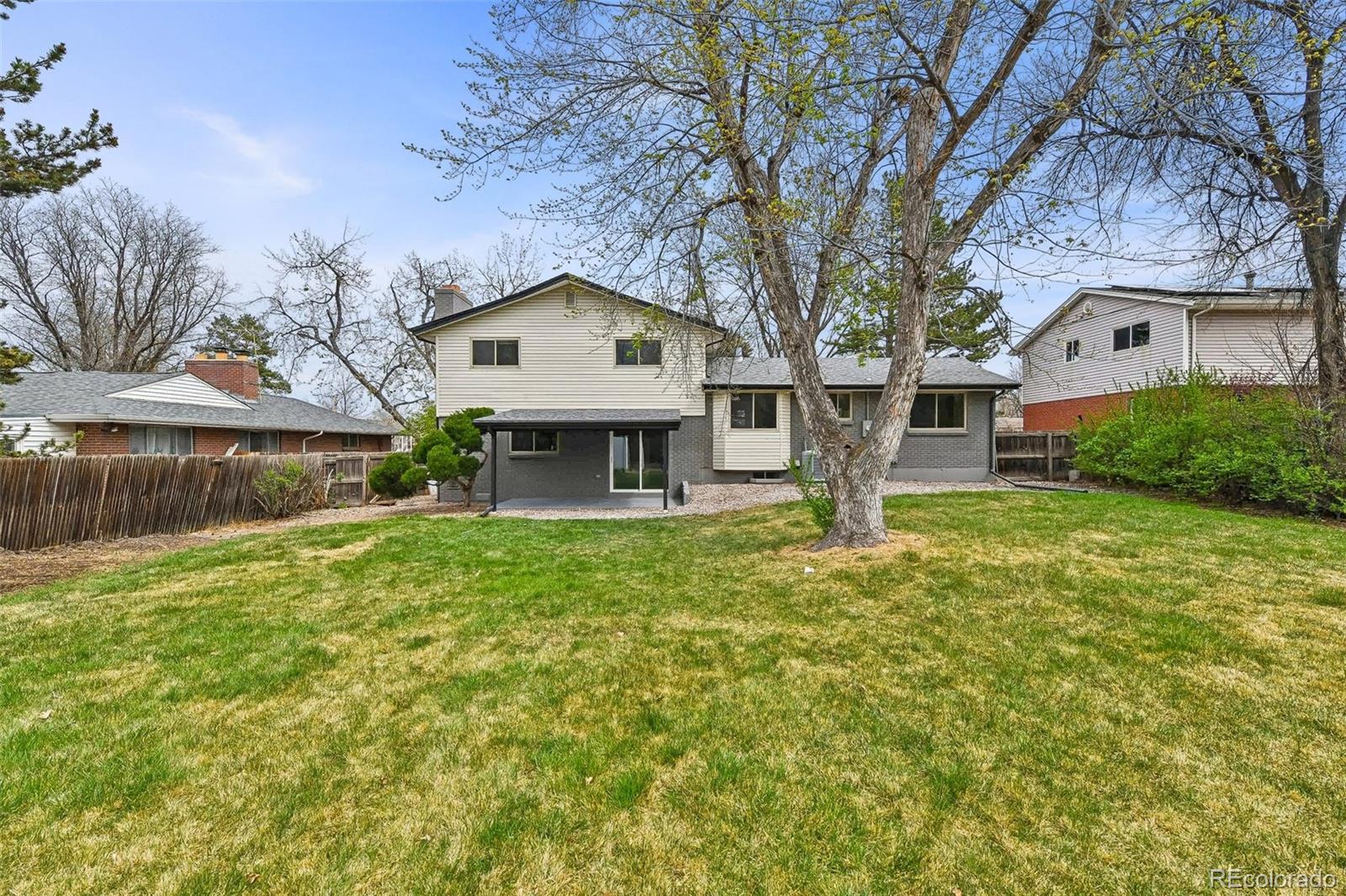 MLS Image #19 for 3345 s akron street,denver, Colorado