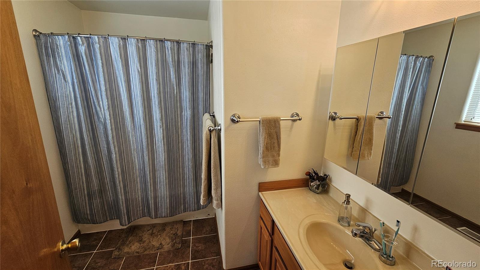 MLS Image #9 for 511  rose street,hillrose, Colorado