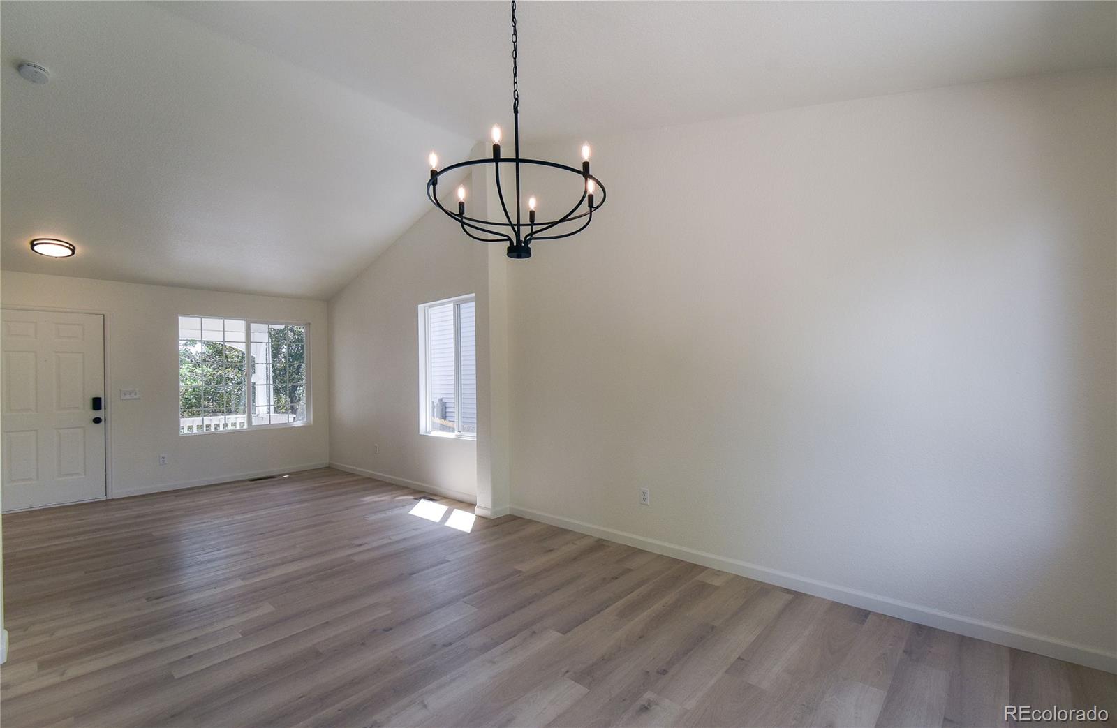MLS Image #13 for 19625 e montview drive,aurora, Colorado