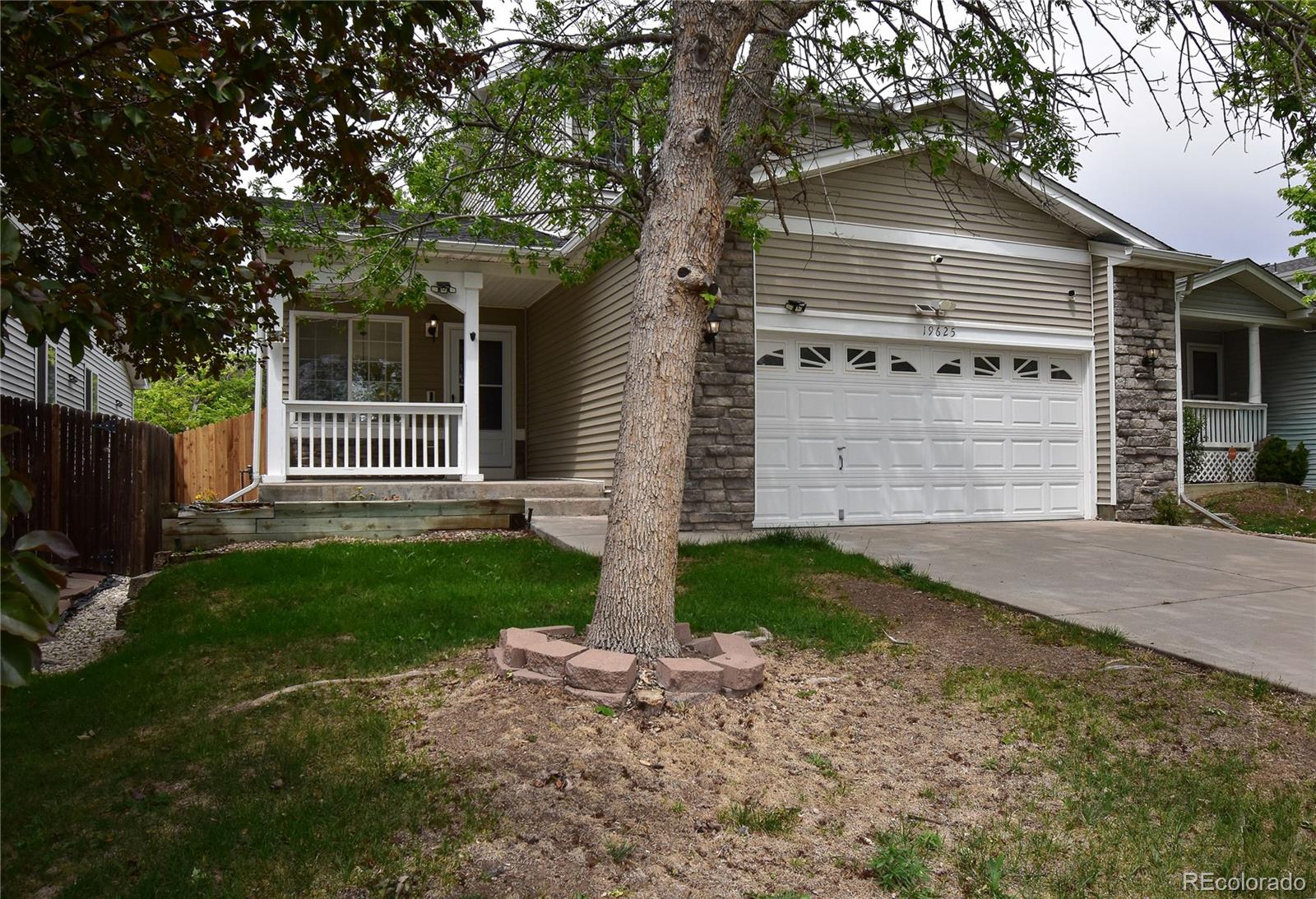 MLS Image #2 for 19625 e montview drive,aurora, Colorado