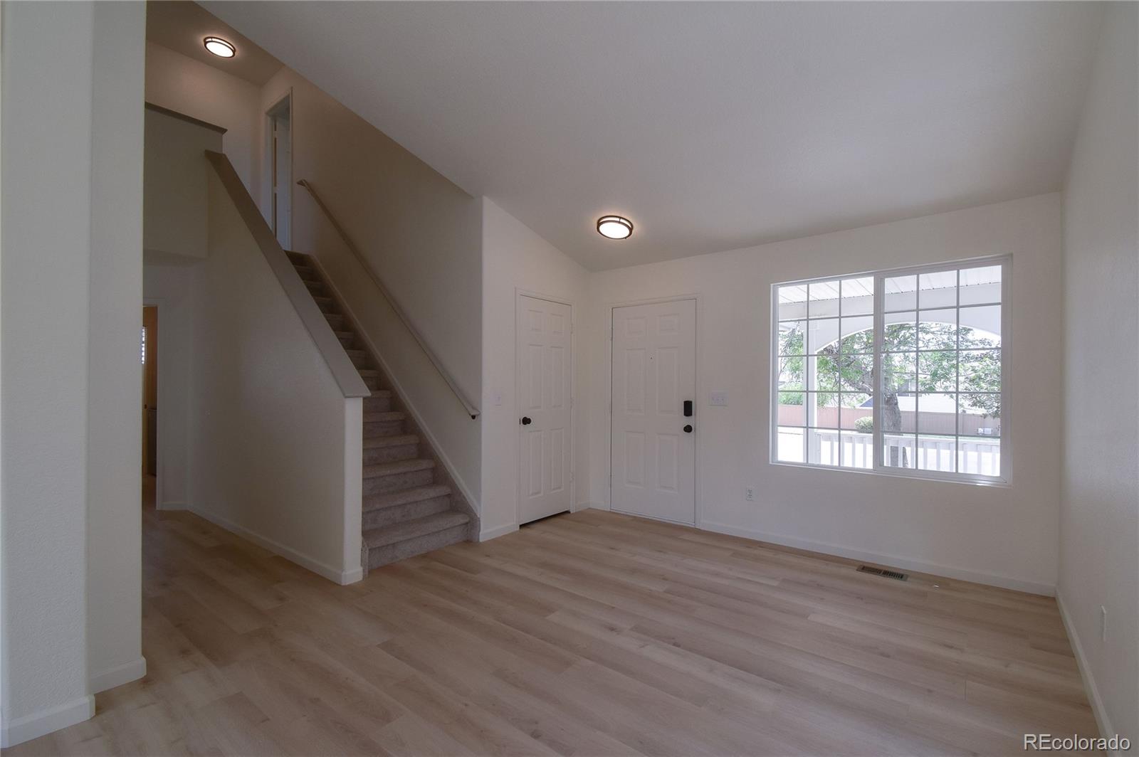 MLS Image #8 for 19625 e montview drive,aurora, Colorado