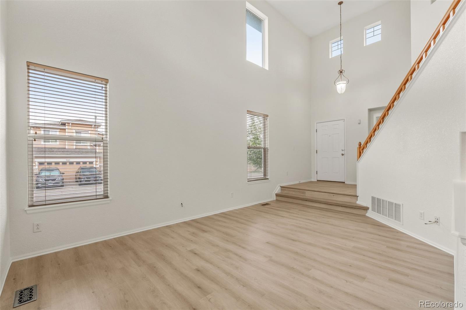 MLS Image #7 for 10665  evondale street,highlands ranch, Colorado